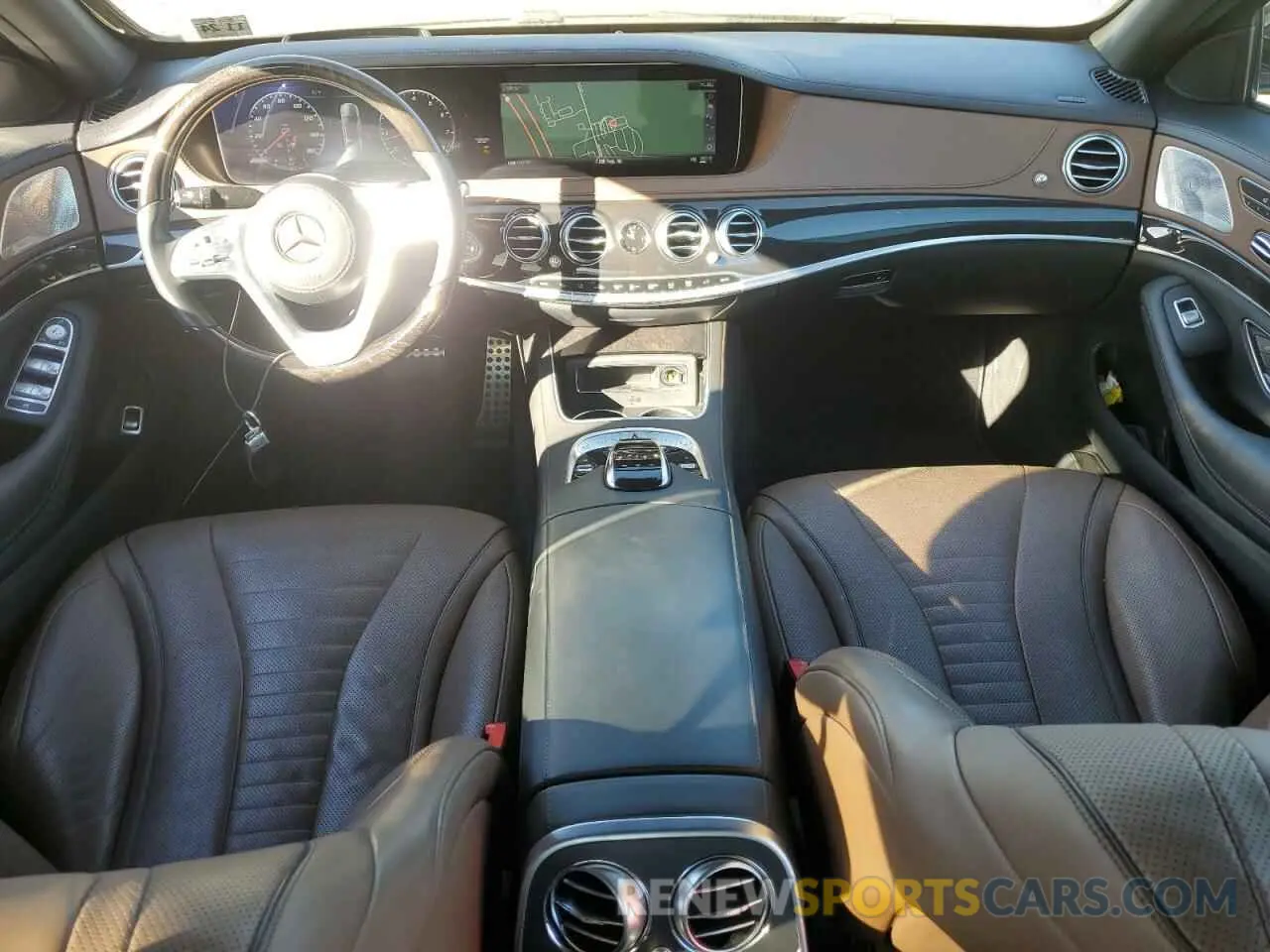 8 fotografías del automóvil dañado WDDUG8GB3LA523598 MERCEDES-BENZ S-CLASS 2020