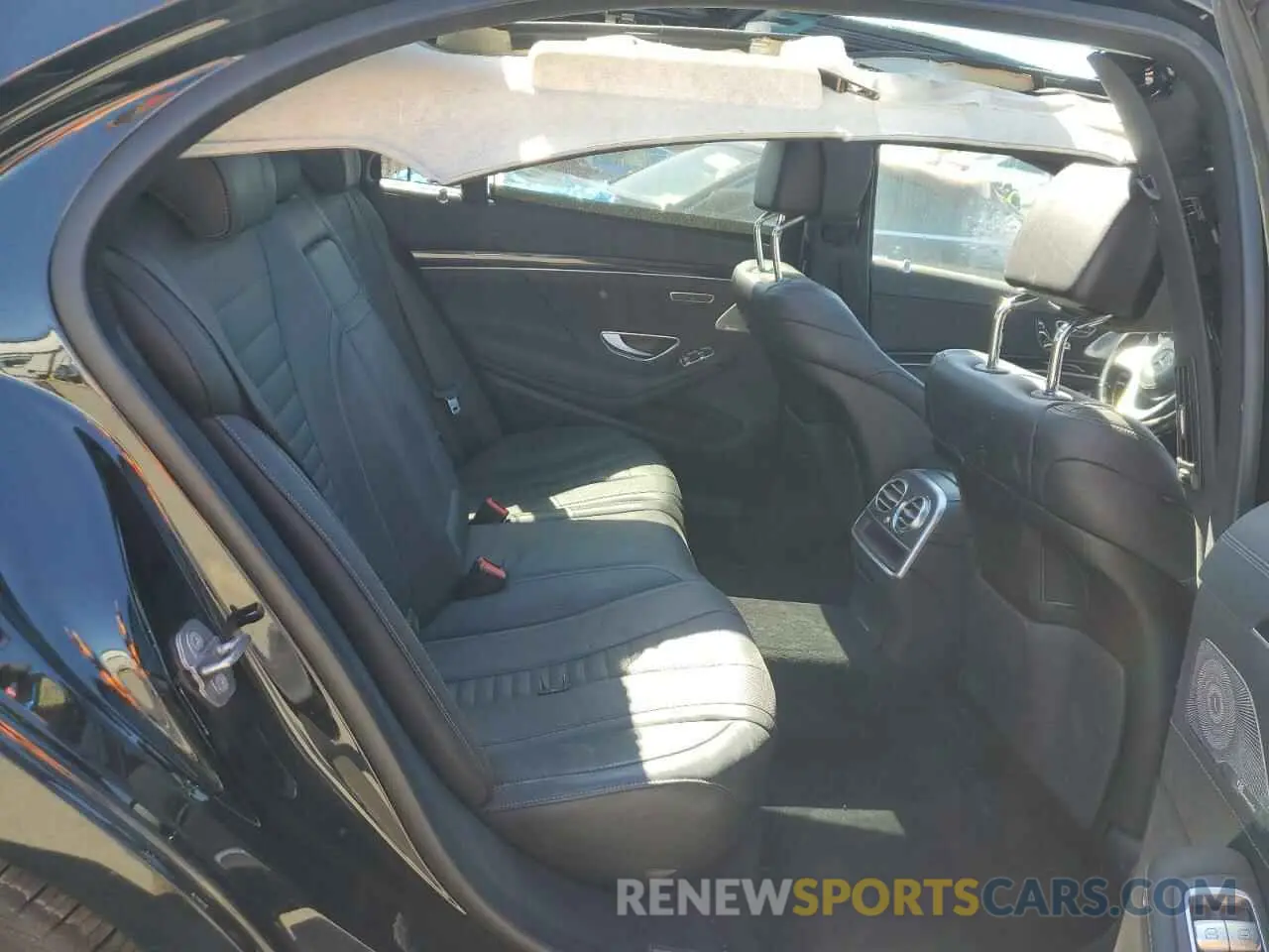 10 fotografías del automóvil dañado WDDUG8GB8LA502374 MERCEDES-BENZ S-CLASS 2020