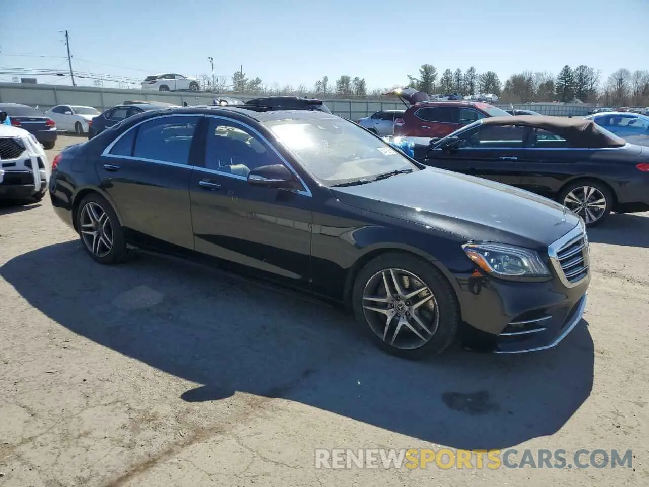 4 fotografías del automóvil dañado WDDUG8GB8LA502374 MERCEDES-BENZ S-CLASS 2020