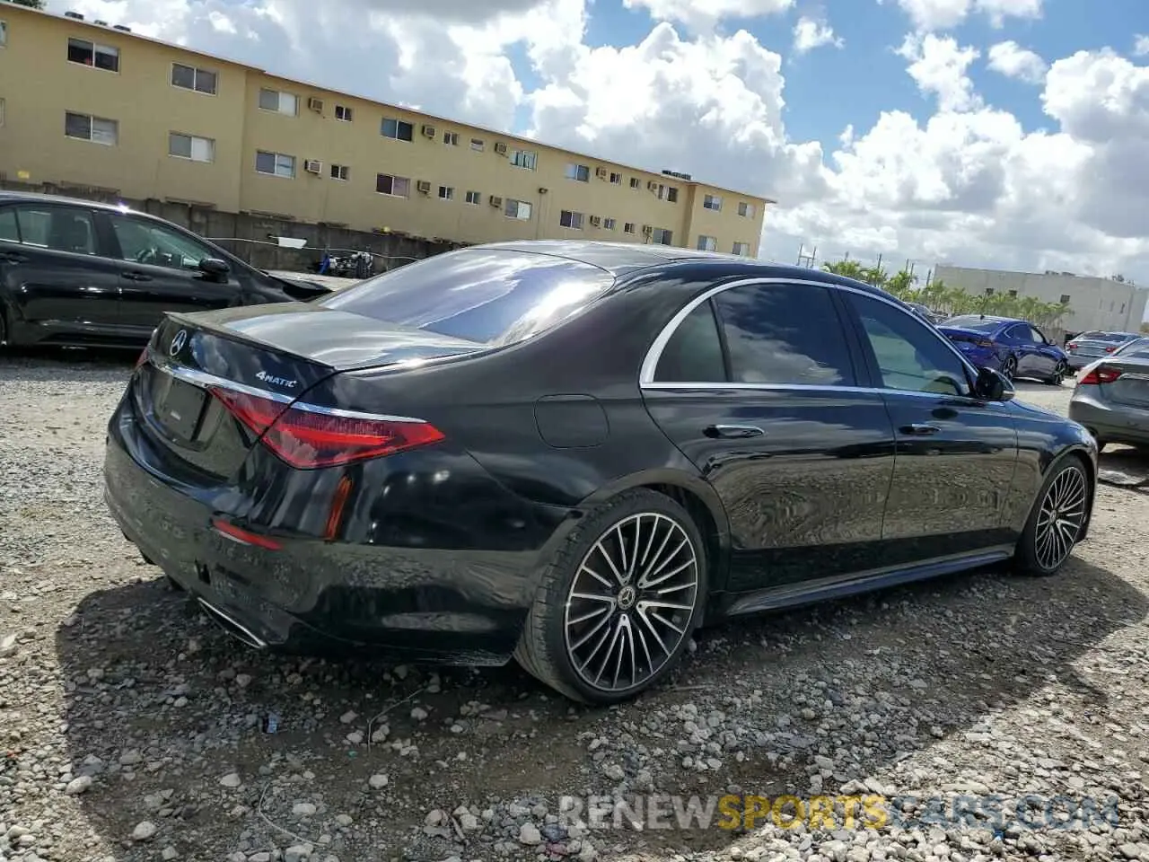 3 fotografías del automóvil dañado W1K6G6DB0NA148063 MERCEDES-BENZ S-CLASS 2022