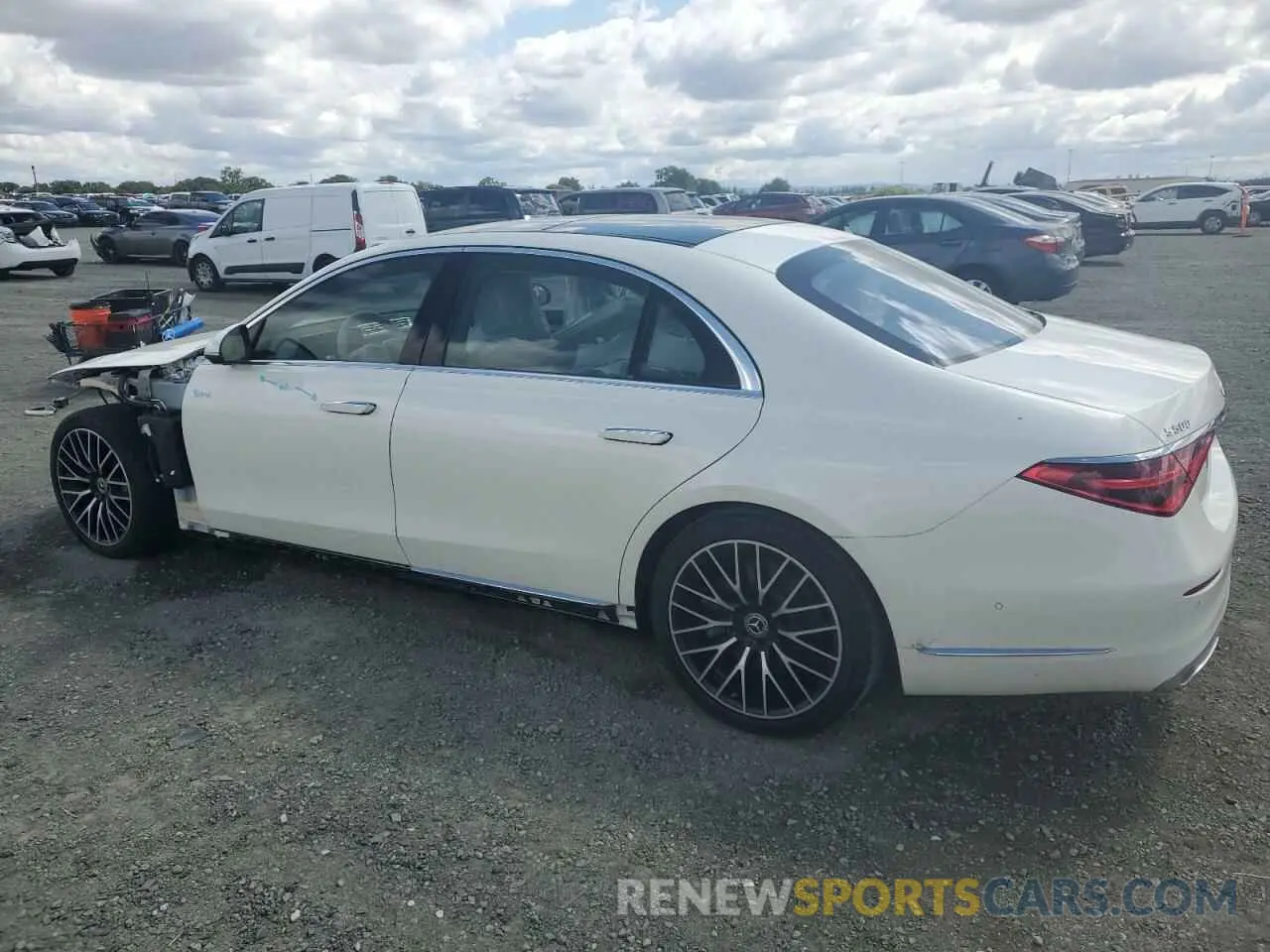 2 fotografías del automóvil dañado W1K6G6DB5NA071206 MERCEDES-BENZ S-CLASS 2022