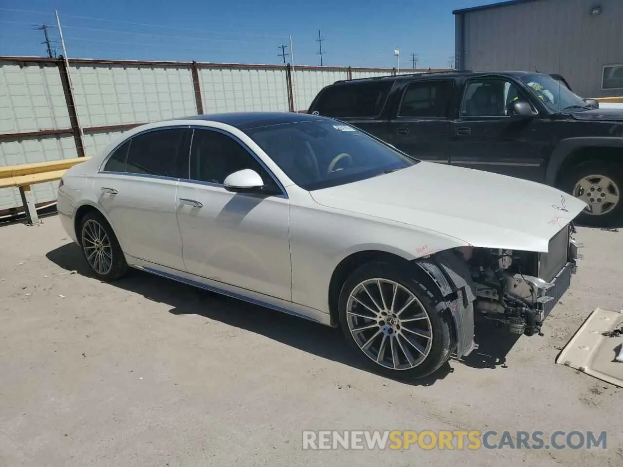 4 fotografías del automóvil dañado W1K6G6DB6NA157723 MERCEDES-BENZ S-CLASS 2022