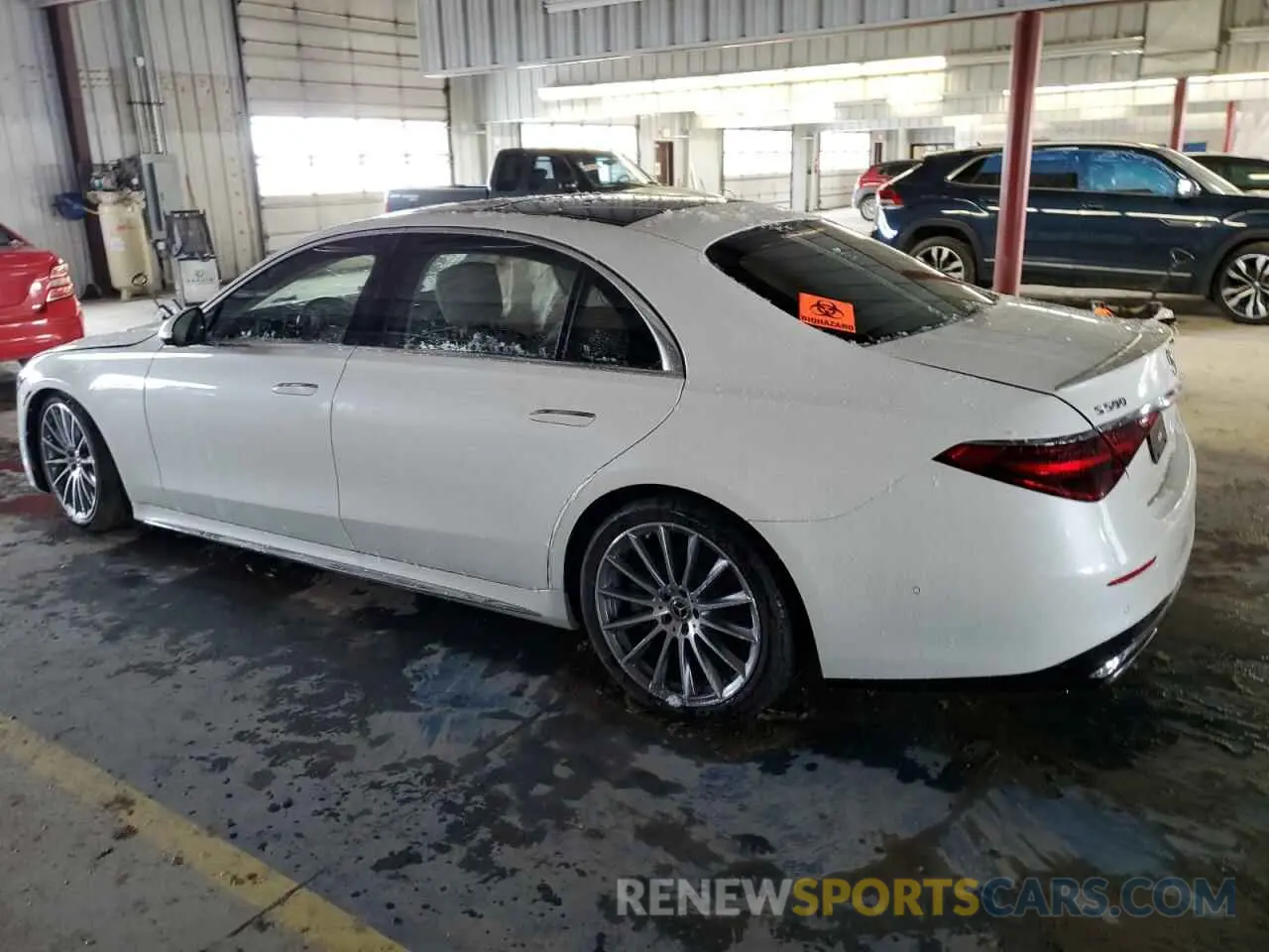 2 fotografías del automóvil dañado W1K6G7GB1NA158733 MERCEDES-BENZ S-CLASS 2022