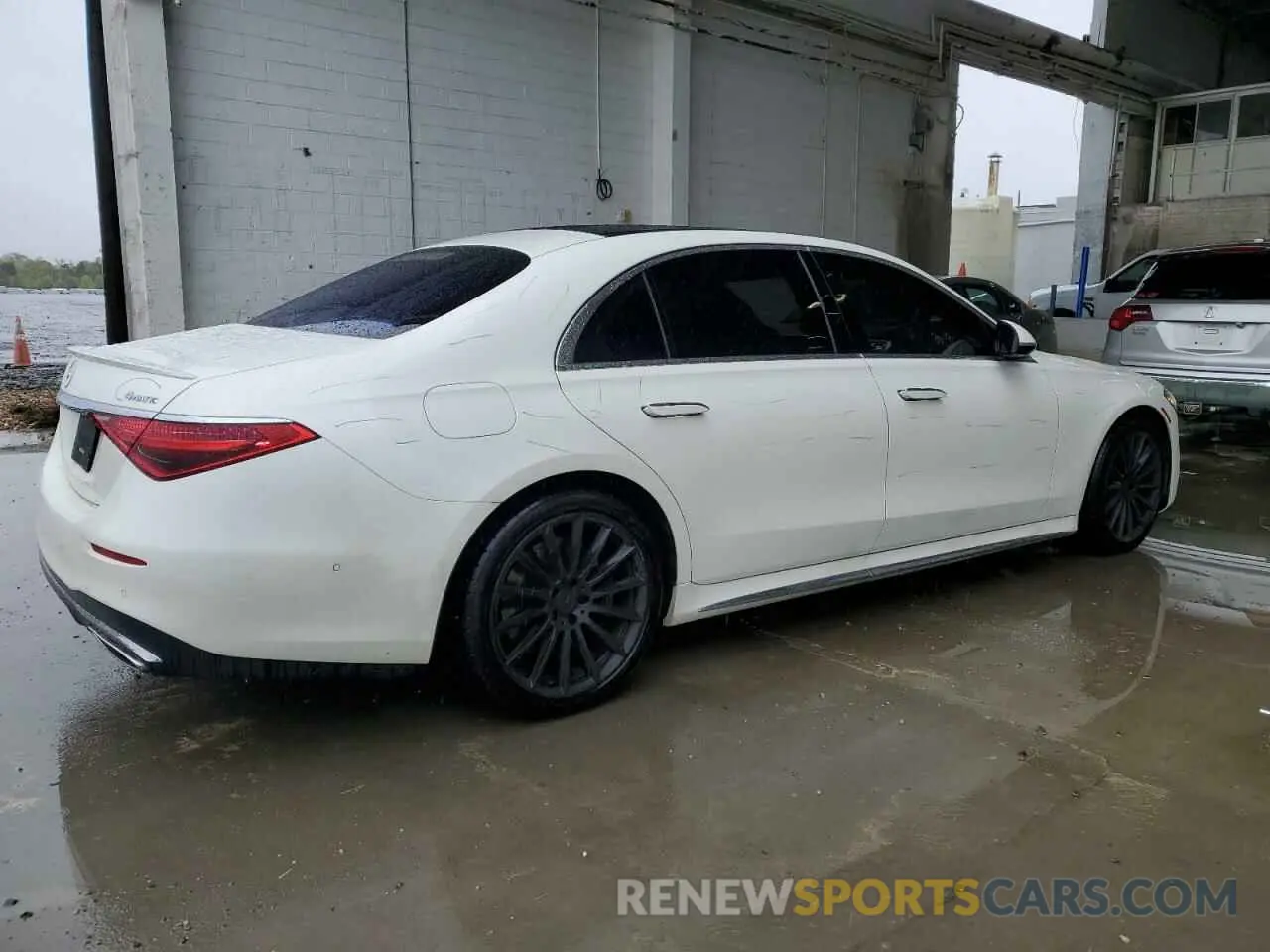 3 fotografías del automóvil dañado W1K6G7GB8NA106385 MERCEDES-BENZ S-CLASS 2022