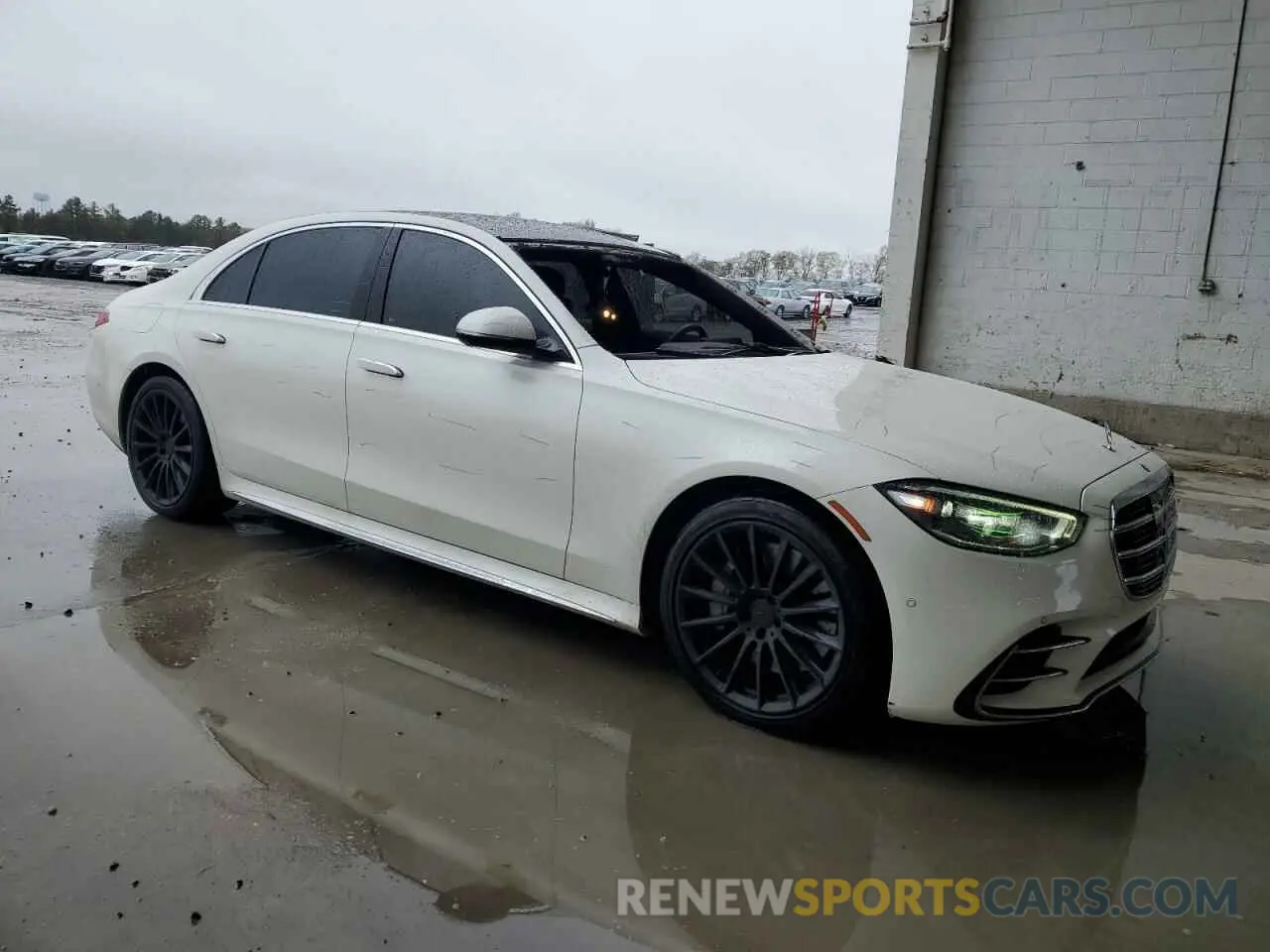 4 fotografías del automóvil dañado W1K6G7GB8NA106385 MERCEDES-BENZ S-CLASS 2022