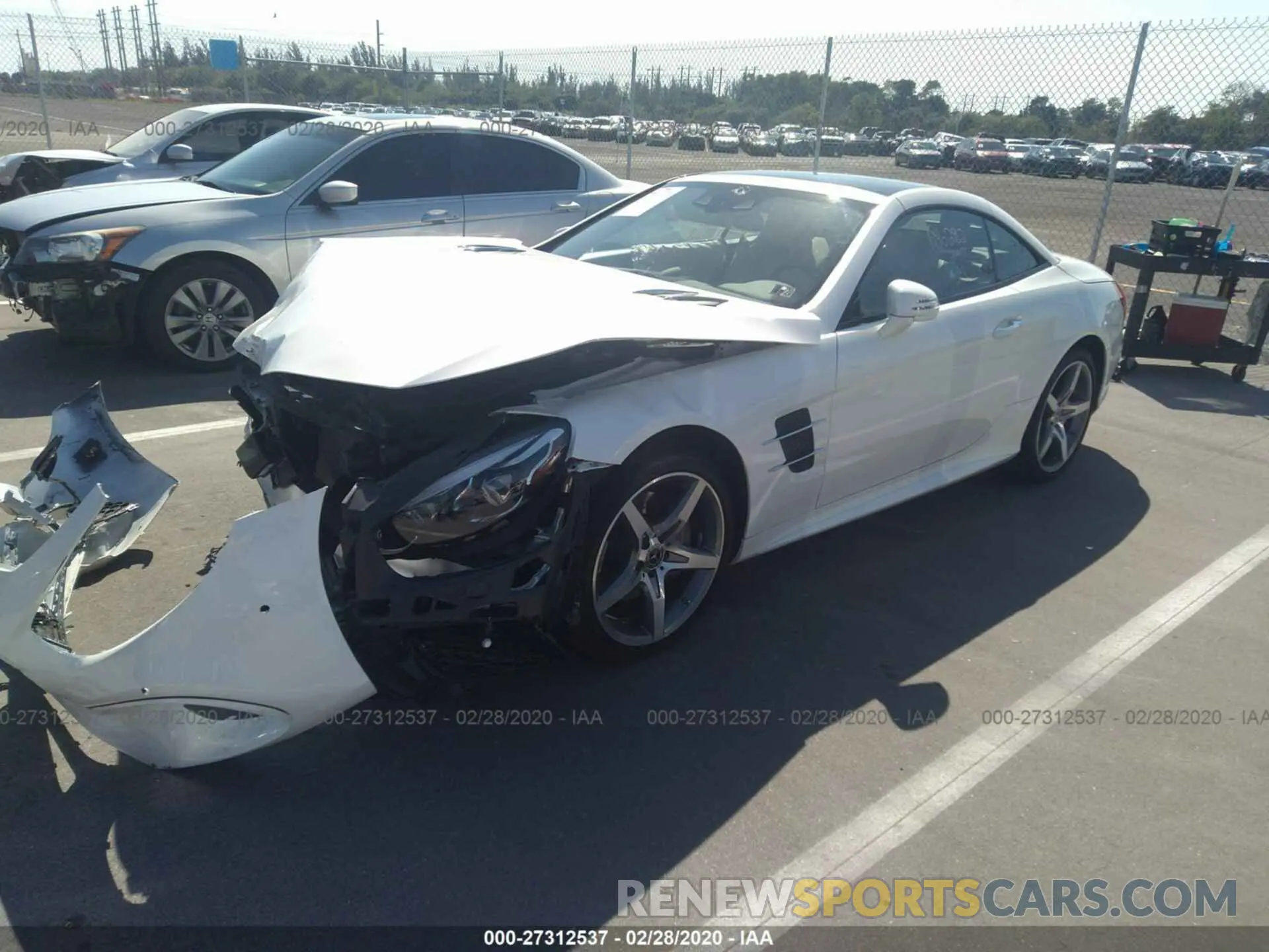 2 fotografías del automóvil dañado WDDJK7DAXKF056544 MERCEDES-BENZ SL 2019
