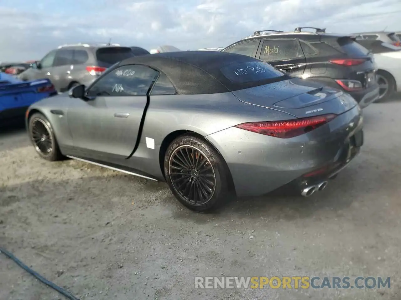 2 fotografías del automóvil dañado W1KVK5AB4PF017572 MERCEDES-BENZ SL 43 AMG 2023