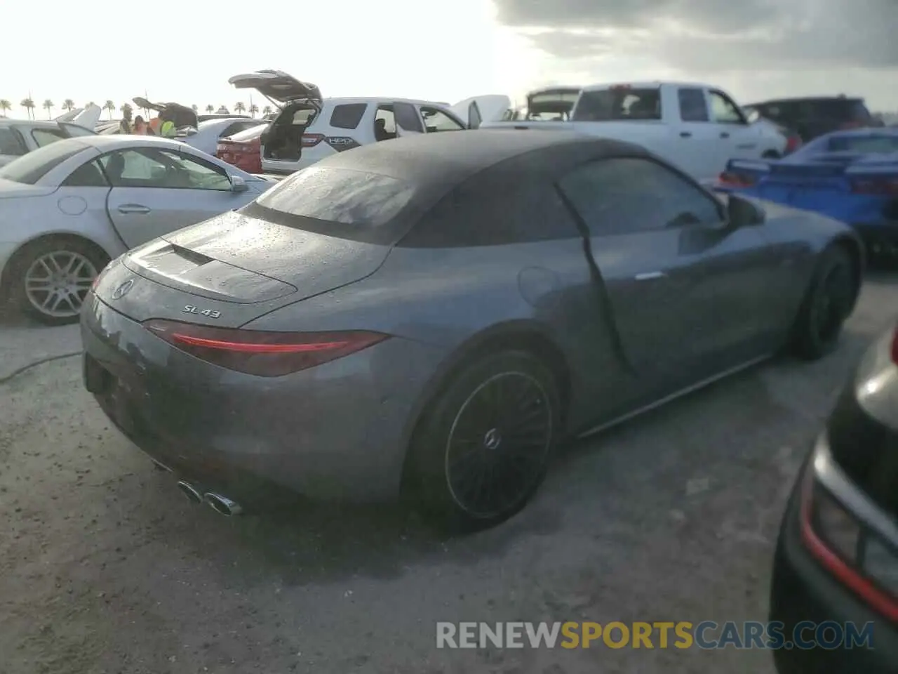 3 fotografías del automóvil dañado W1KVK5AB4PF017572 MERCEDES-BENZ SL 43 AMG 2023