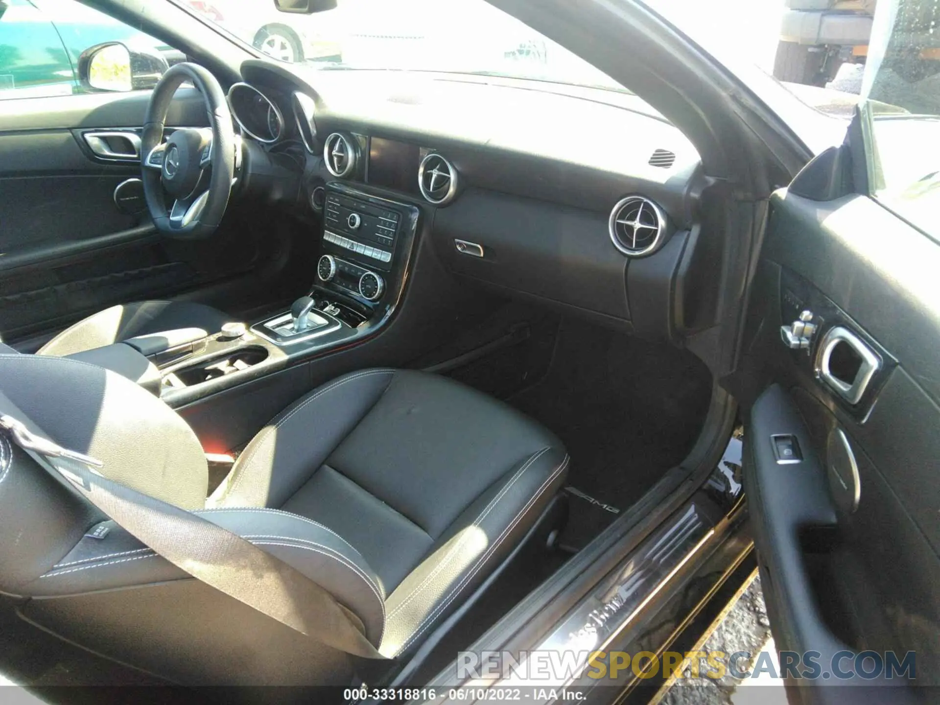 5 fotografías del automóvil dañado W1KPK3JA3LF169941 MERCEDES-BENZ SLC 2020