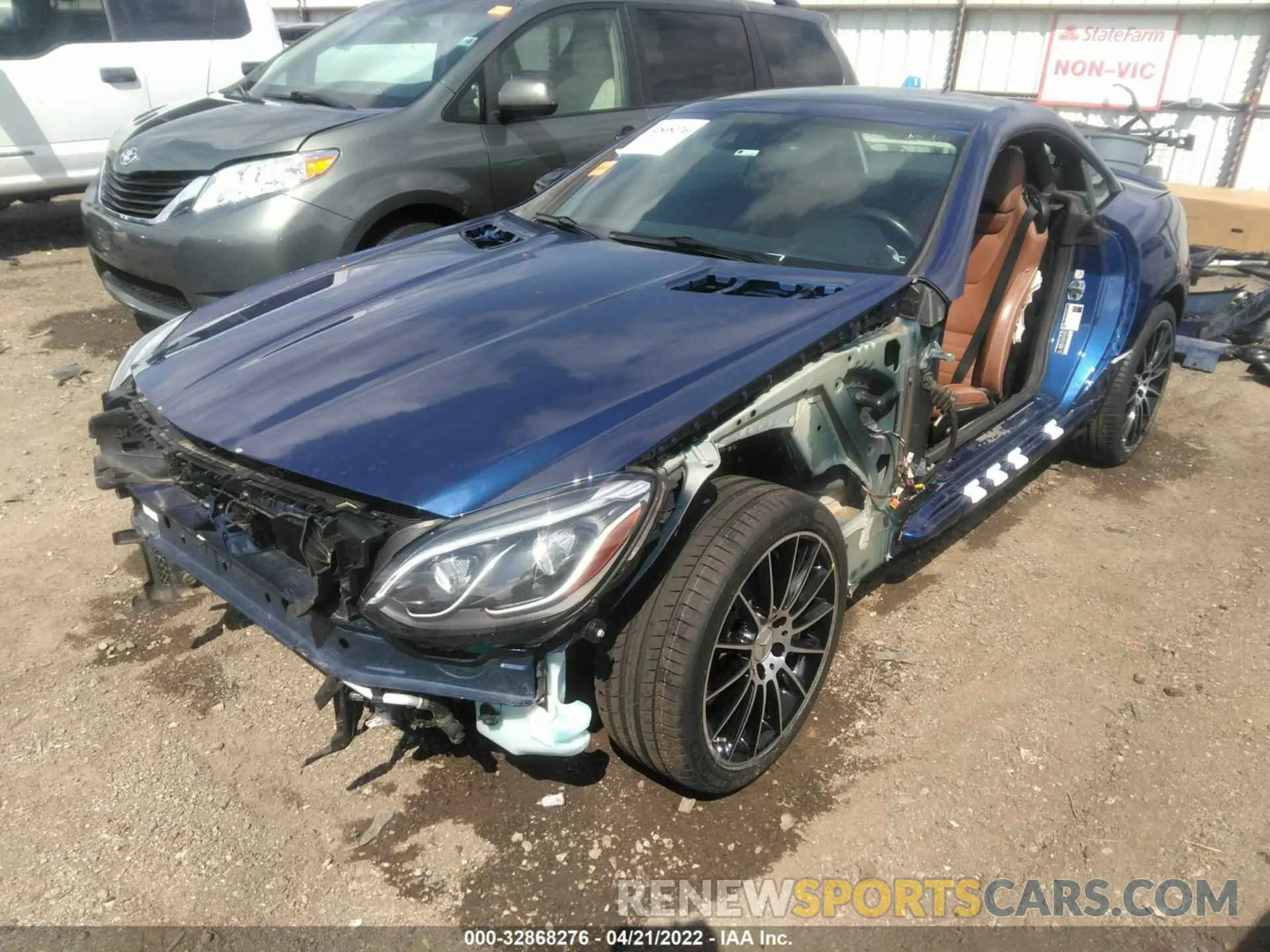 2 fotografías del automóvil dañado W1KPK6GA2LF170913 MERCEDES-BENZ SLC 2020
