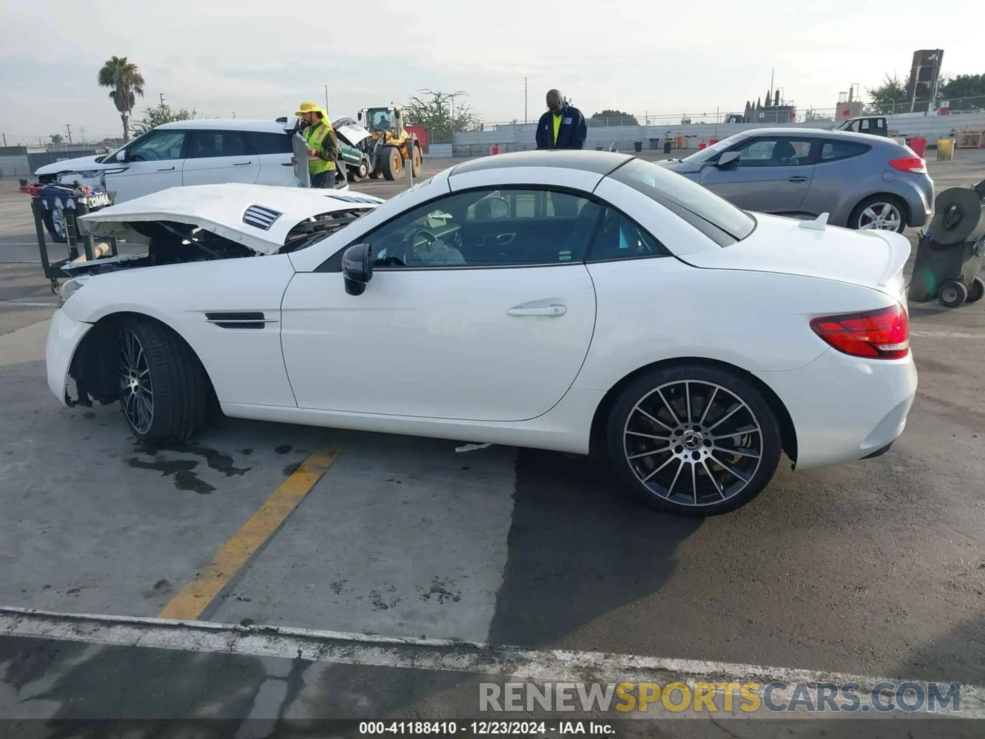 14 fotografías del automóvil dañado WDDPK3JA1KF157107 MERCEDES-BENZ SLC 300 2019
