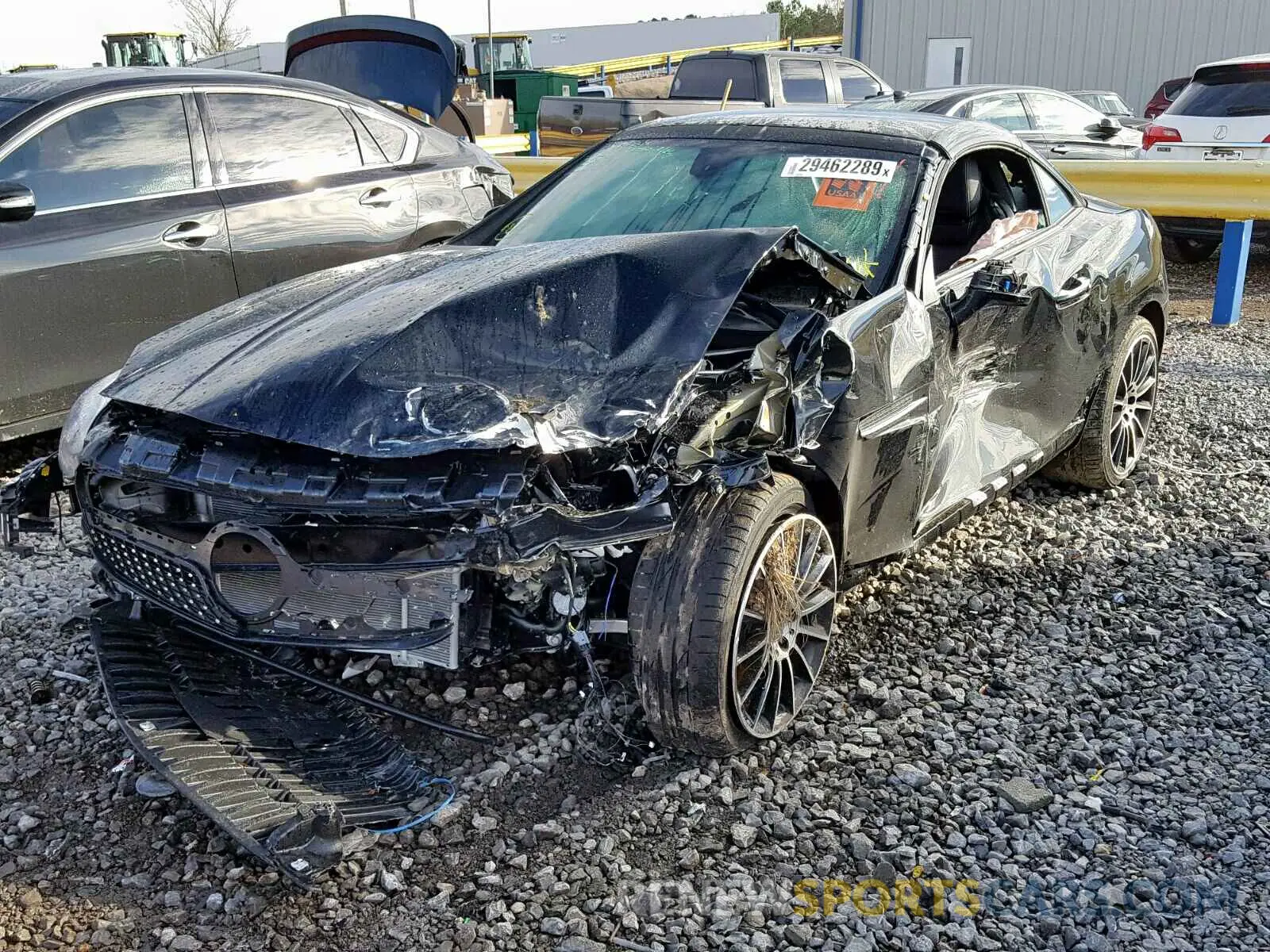 2 fotografías del automóvil dañado WDDPK3JA4KF159319 MERCEDES-BENZ SLC 300 2019