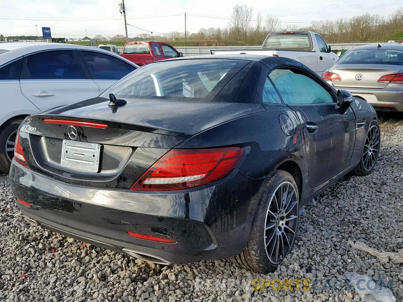 4 fotografías del automóvil dañado WDDPK3JA4KF159319 MERCEDES-BENZ SLC 300 2019