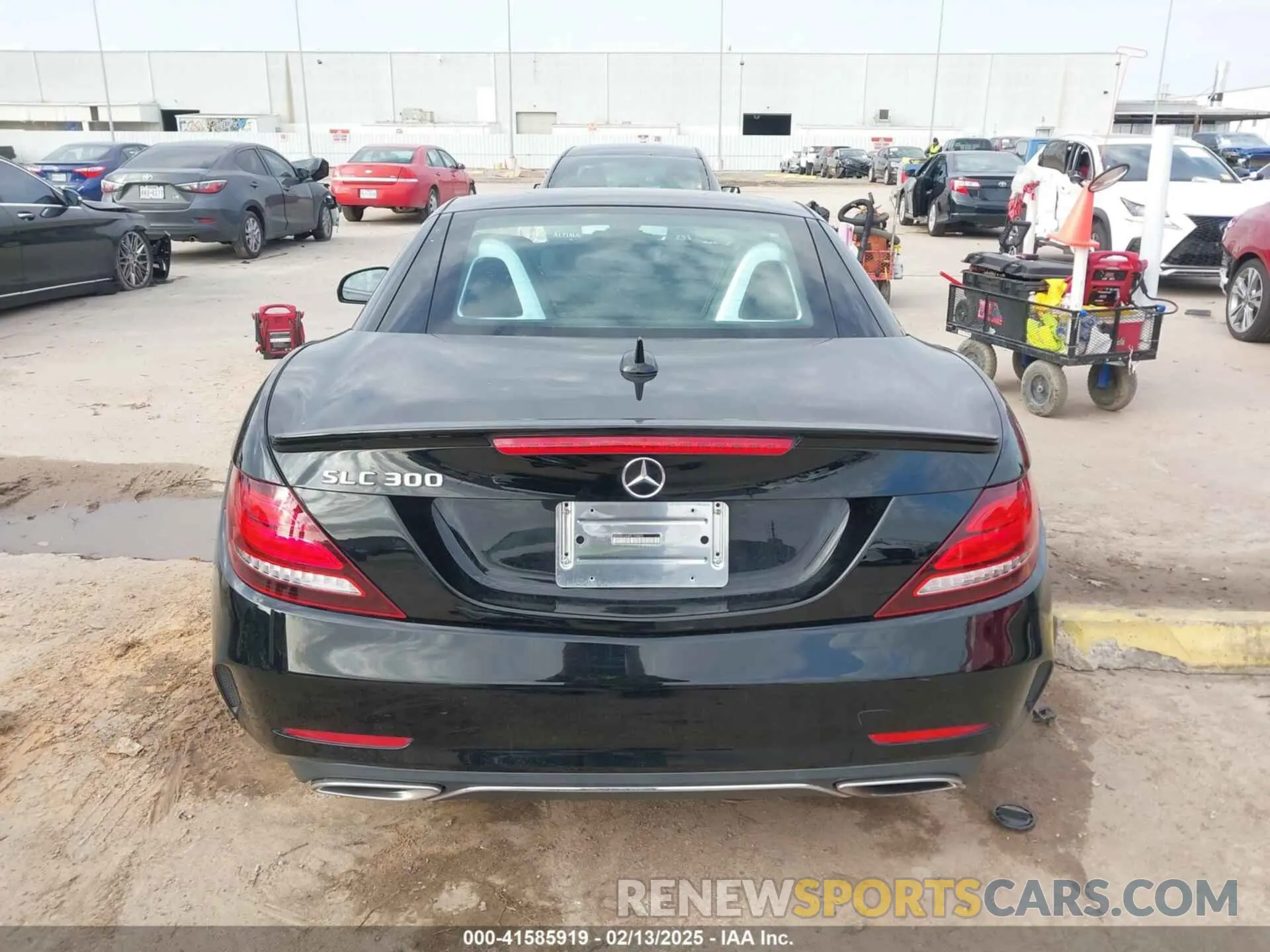 17 fotografías del automóvil dañado WDDPK3JA4KF159823 MERCEDES-BENZ SLC 300 2019