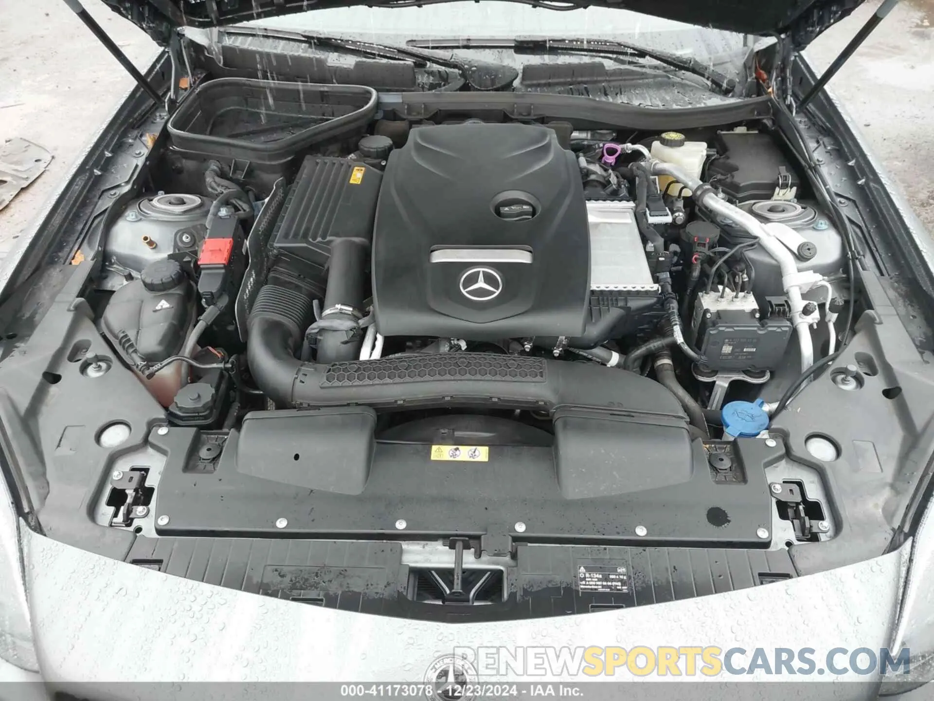 10 fotografías del automóvil dañado W1KPK3JA6LF172106 MERCEDES-BENZ SLC 300 2020