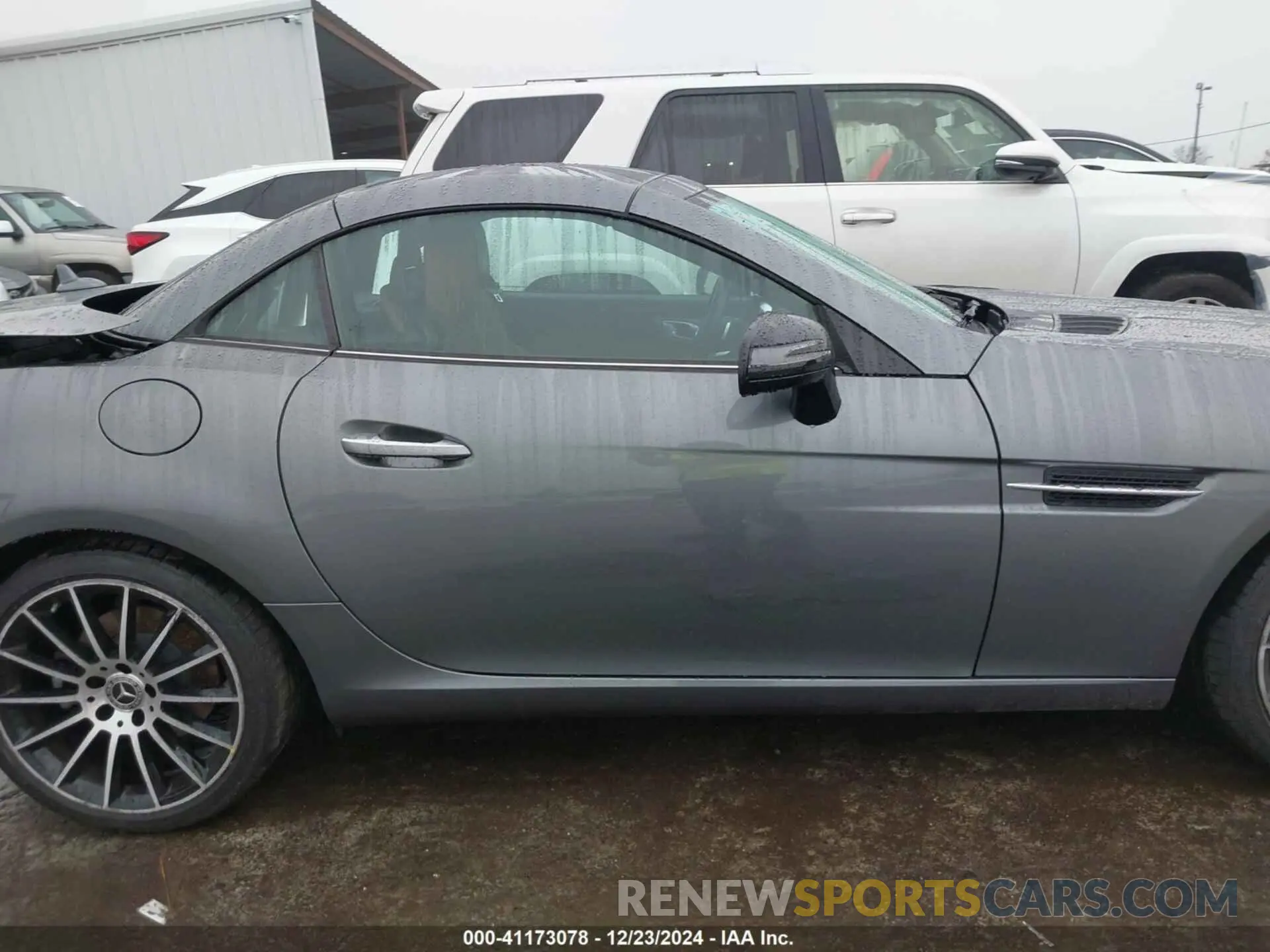 13 fotografías del automóvil dañado W1KPK3JA6LF172106 MERCEDES-BENZ SLC 300 2020