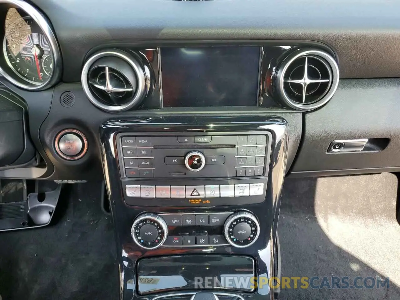 9 fotografías del automóvil dañado W1KPK3JAXLF171184 MERCEDES-BENZ SLC-CLASS 2020
