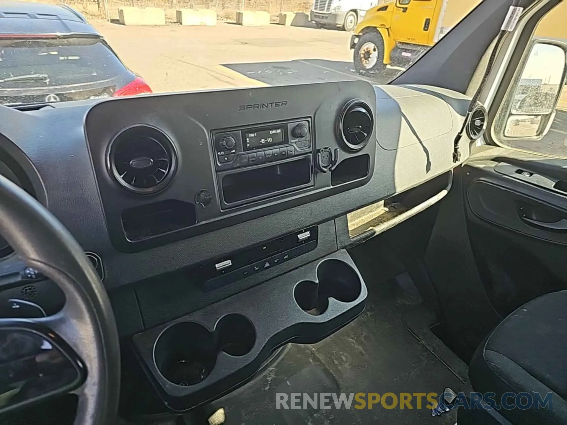22 fotografías del automóvil dañado W1W70BGY0KT018168 MERCEDES-BENZ SPRINTER 1500 2019