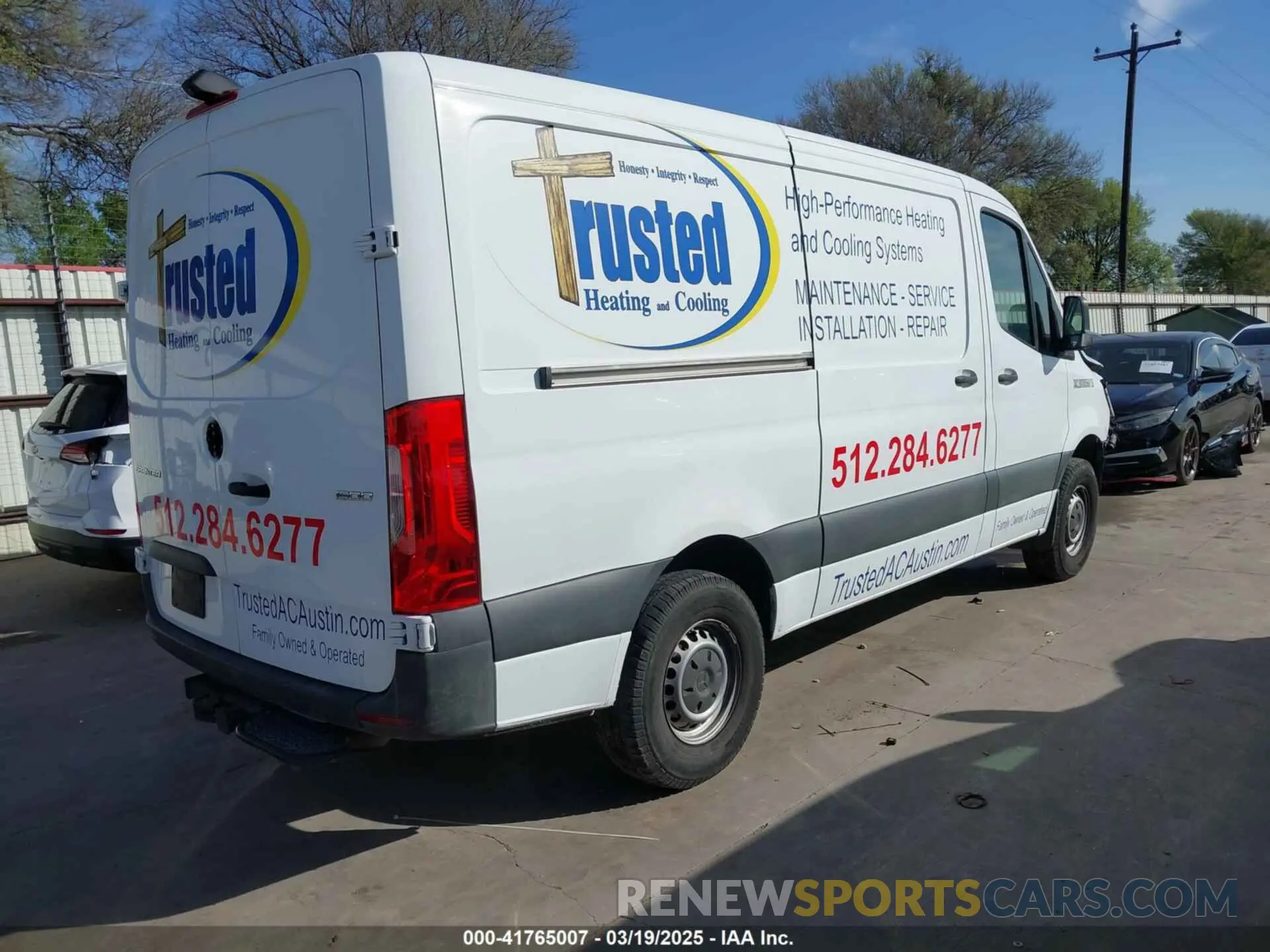 4 fotografías del automóvil dañado WD3PE7ED3KT006374 MERCEDES-BENZ SPRINTER 1500 2019