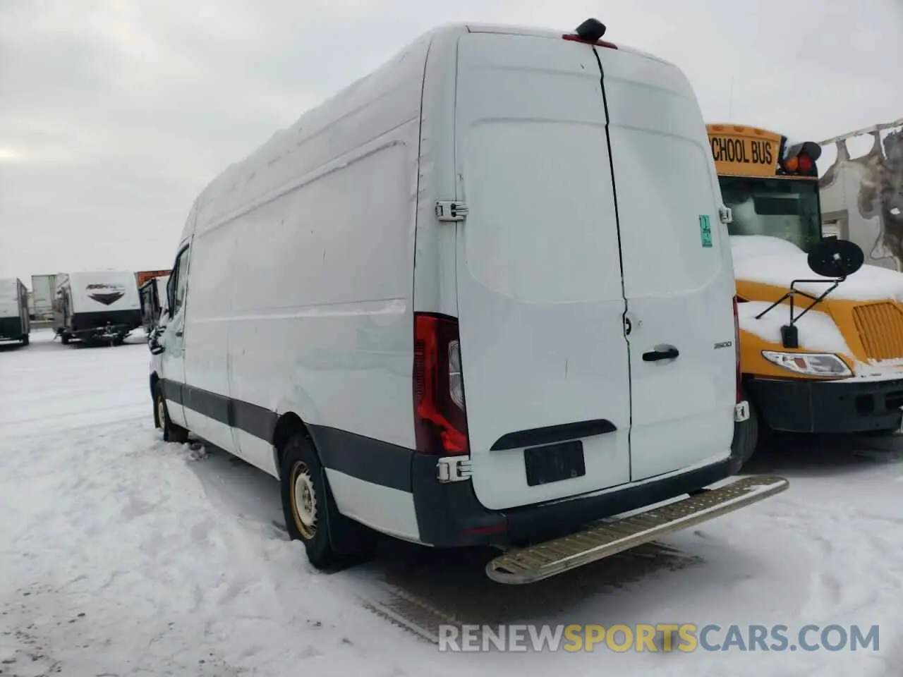 3 fotografías del automóvil dañado WD3PF1CD1KP155226 MERCEDES-BENZ SPRINTER 2019