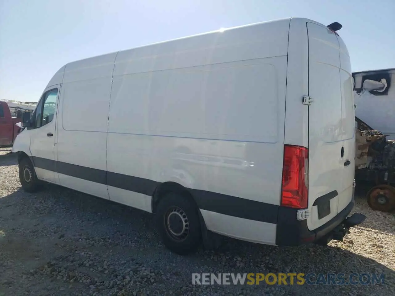 2 fotografías del automóvil dañado WD3PF1CD2KP061548 MERCEDES-BENZ SPRINTER 2019