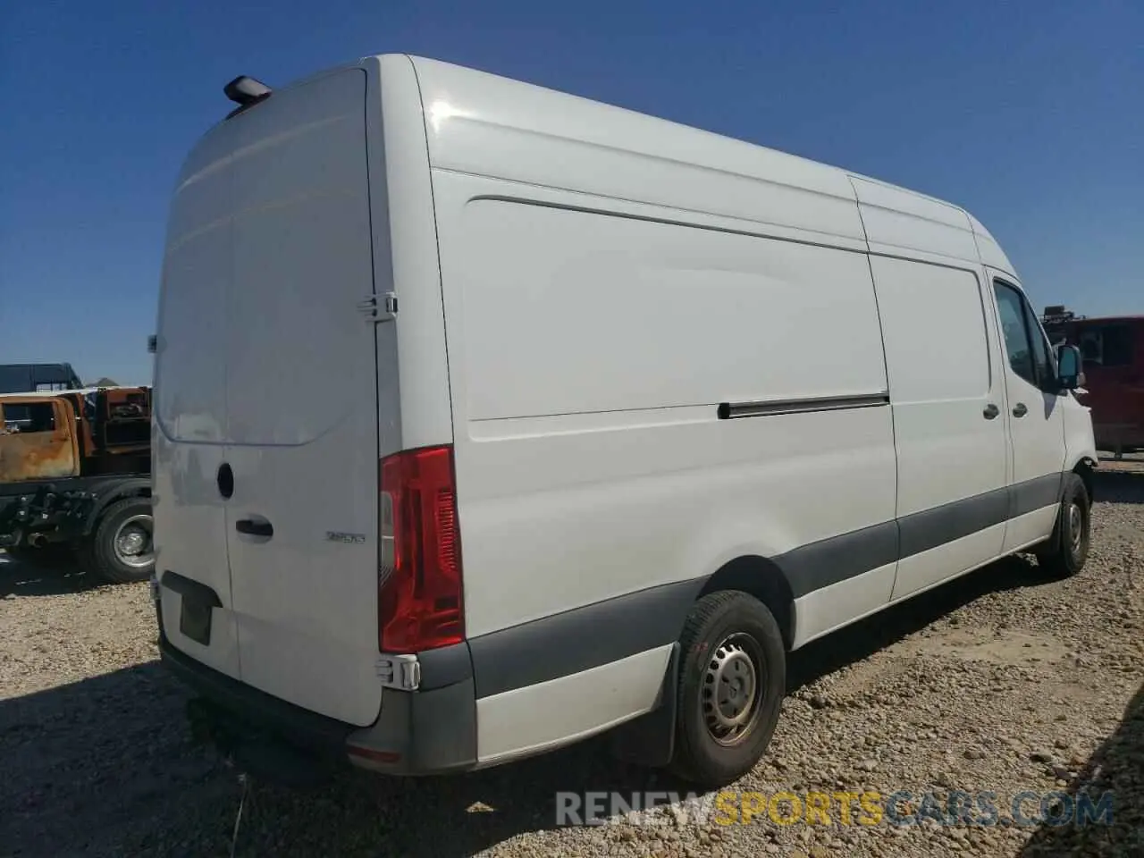3 fotografías del automóvil dañado WD3PF1CD2KP061548 MERCEDES-BENZ SPRINTER 2019
