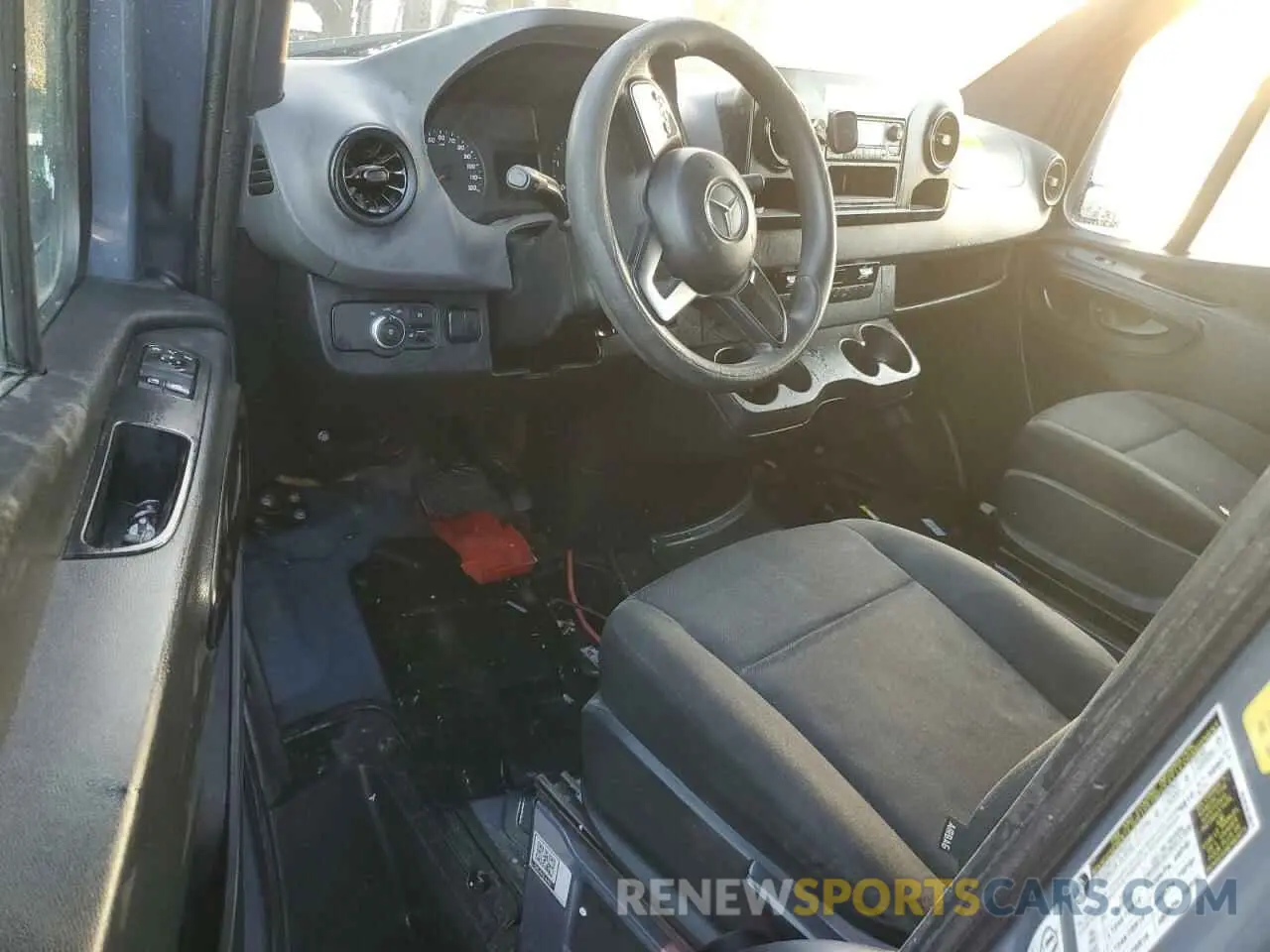 8 fotografías del automóvil dañado WD4PF0CD5KP091116 MERCEDES-BENZ SPRINTER 2019