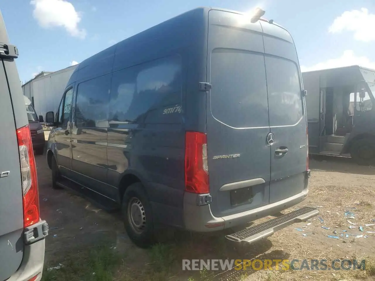 2 fotografías del automóvil dañado WD4PF0CD5KT004452 MERCEDES-BENZ SPRINTER 2019