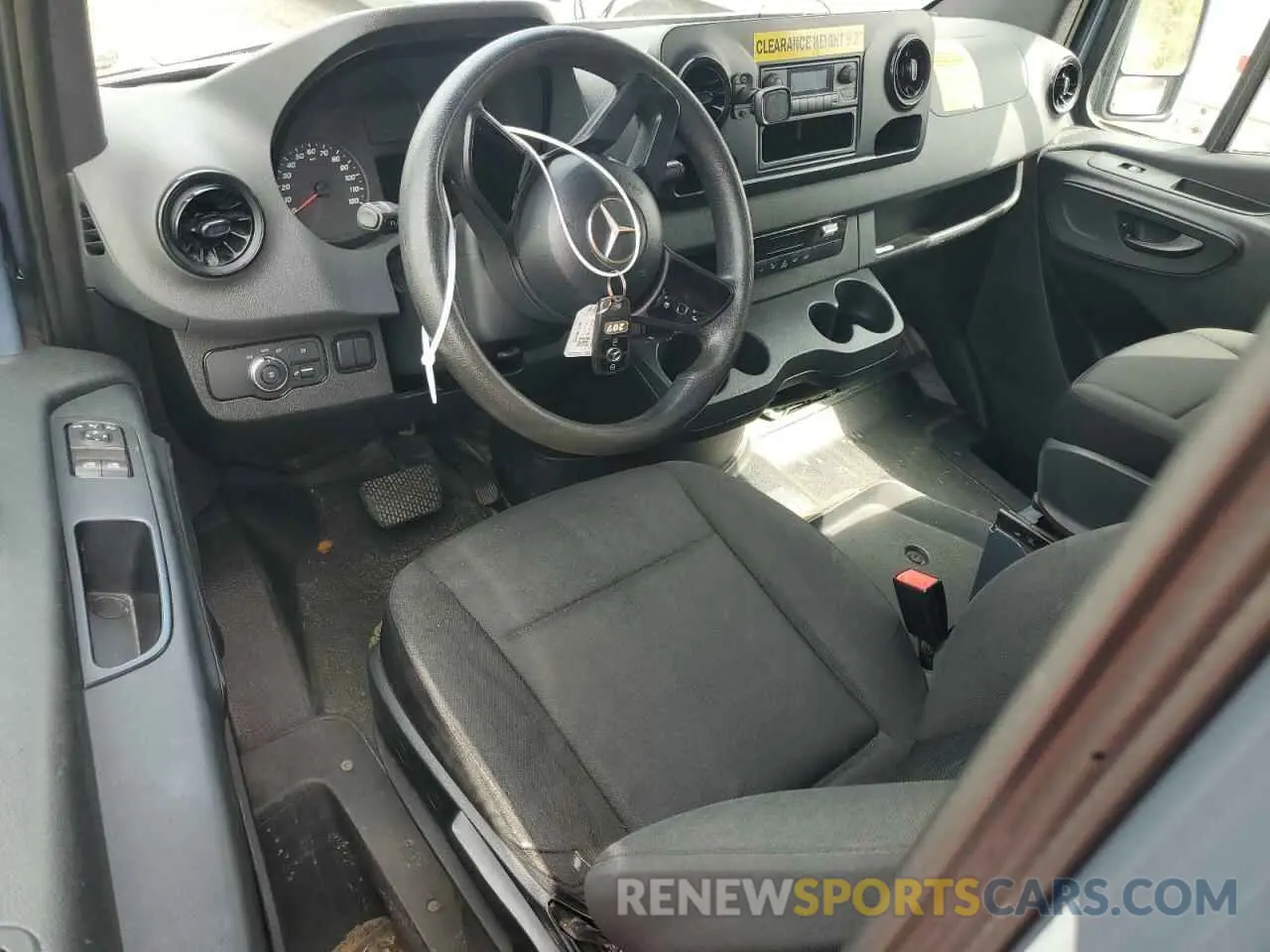 8 fotografías del automóvil dañado WD4PF0CD5KT004452 MERCEDES-BENZ SPRINTER 2019