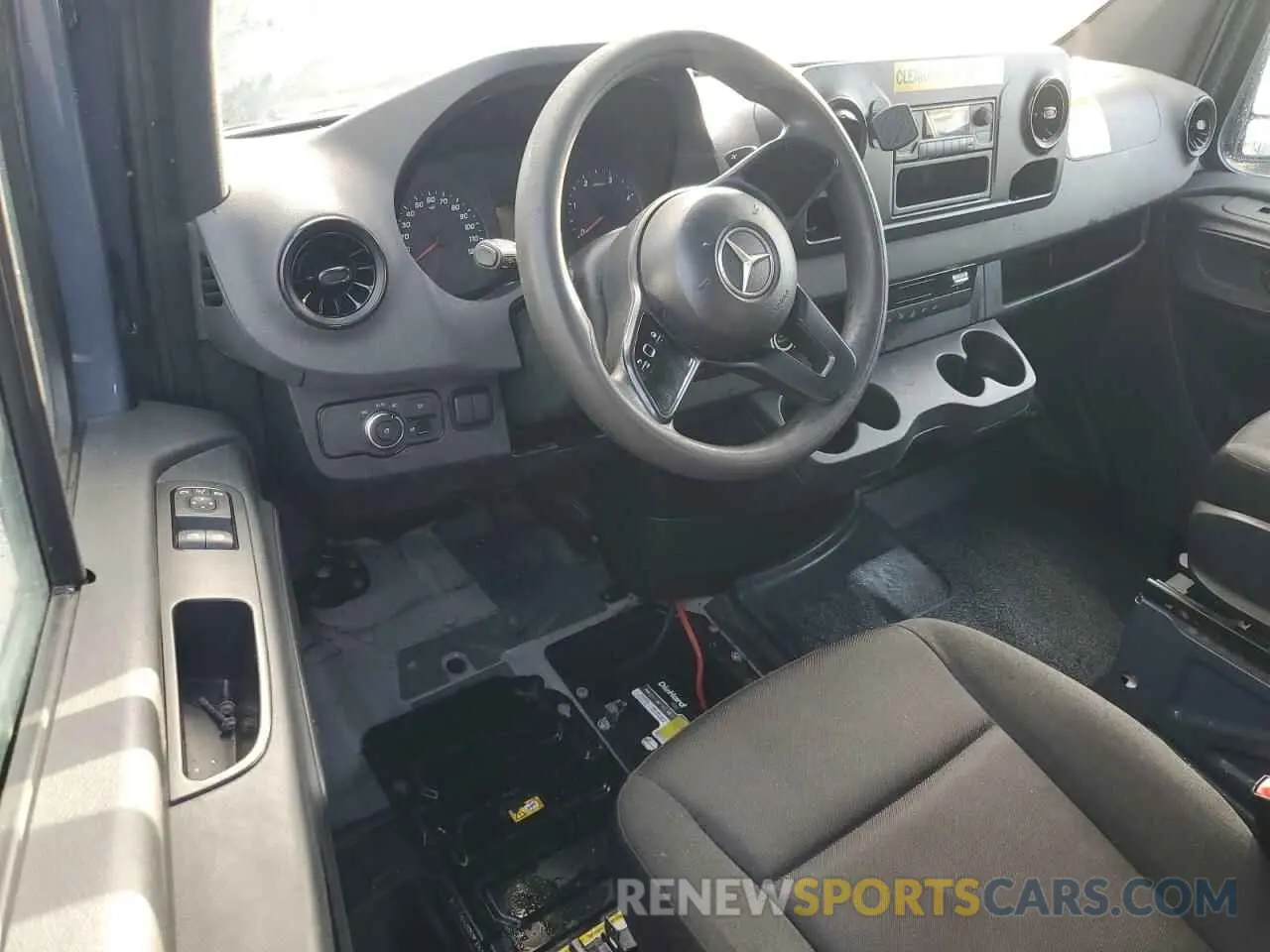 8 fotografías del automóvil dañado WD4PF1CD1KT011937 MERCEDES-BENZ SPRINTER 2019