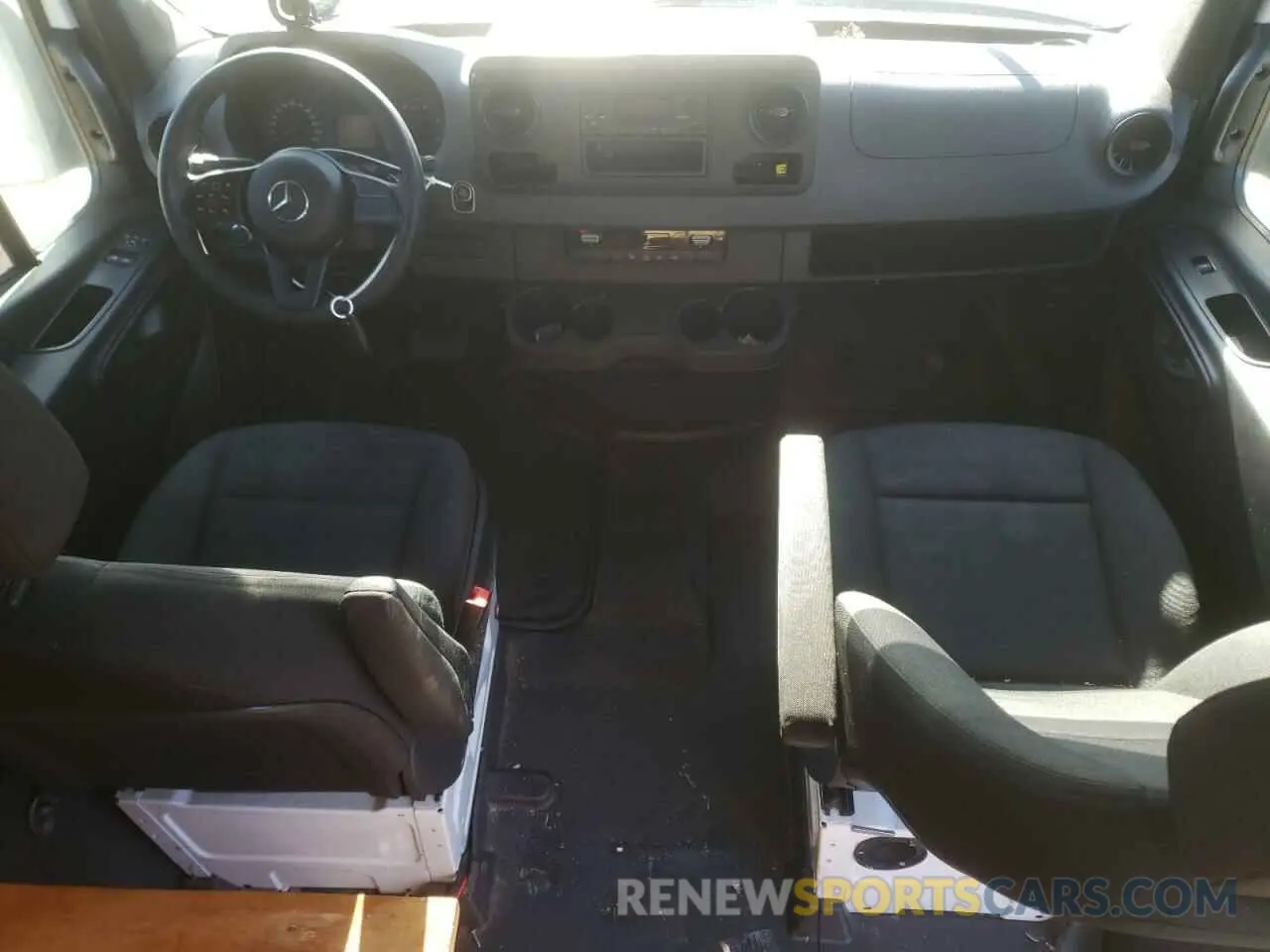 8 fotografías del automóvil dañado W1W4ECHY8LT037500 MERCEDES-BENZ SPRINTER 2020