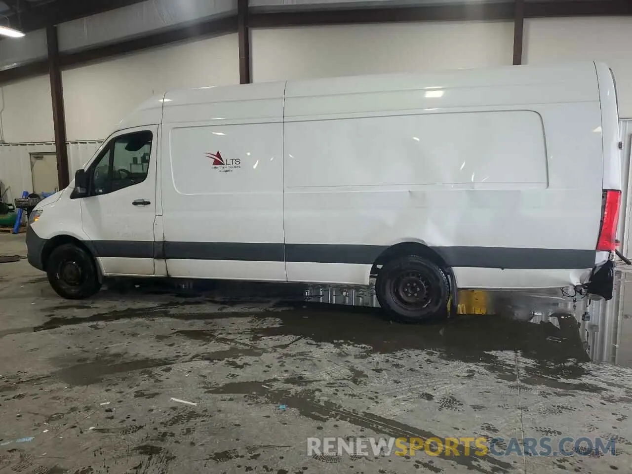 2 fotografías del automóvil dañado W1W4EDHY8LT038877 MERCEDES-BENZ SPRINTER 2020