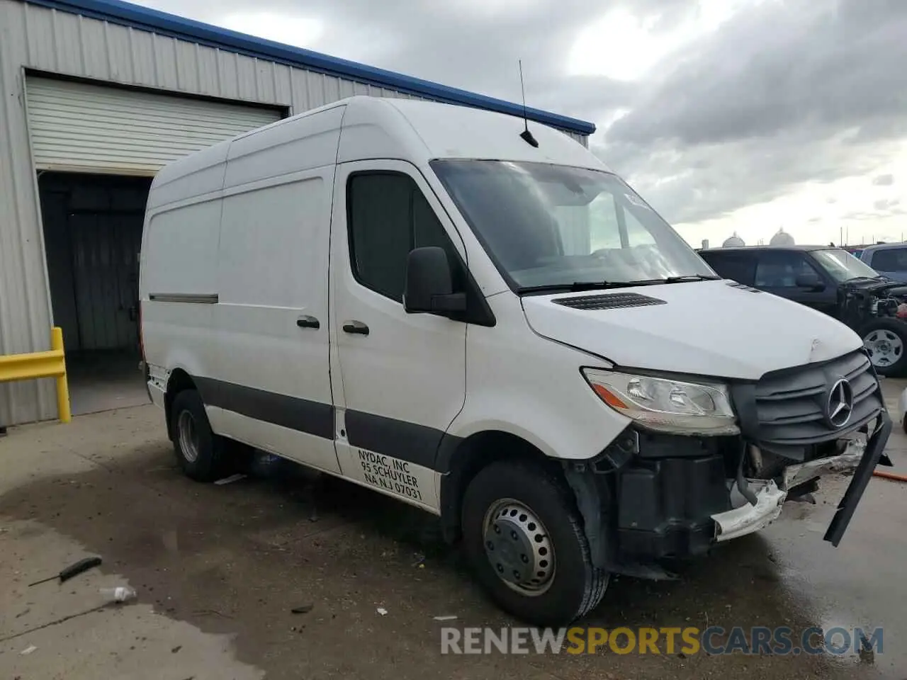 4 fotografías del automóvil dañado W1W5EBHYXLP206133 MERCEDES-BENZ SPRINTER 2020