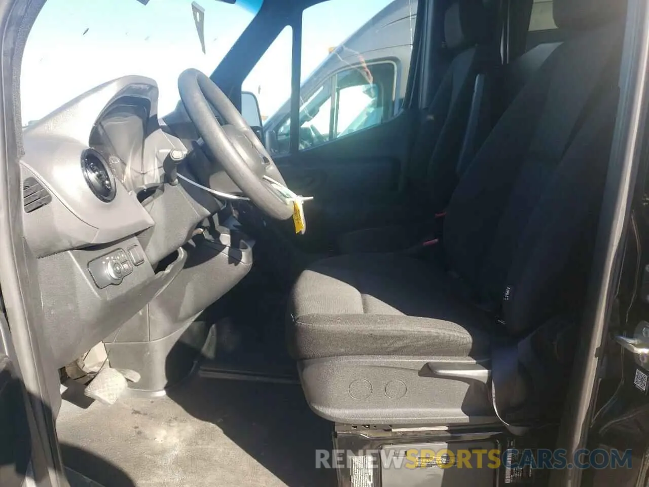 7 fotografías del automóvil dañado W1X8ED3Y6LP240257 MERCEDES-BENZ SPRINTER 2020