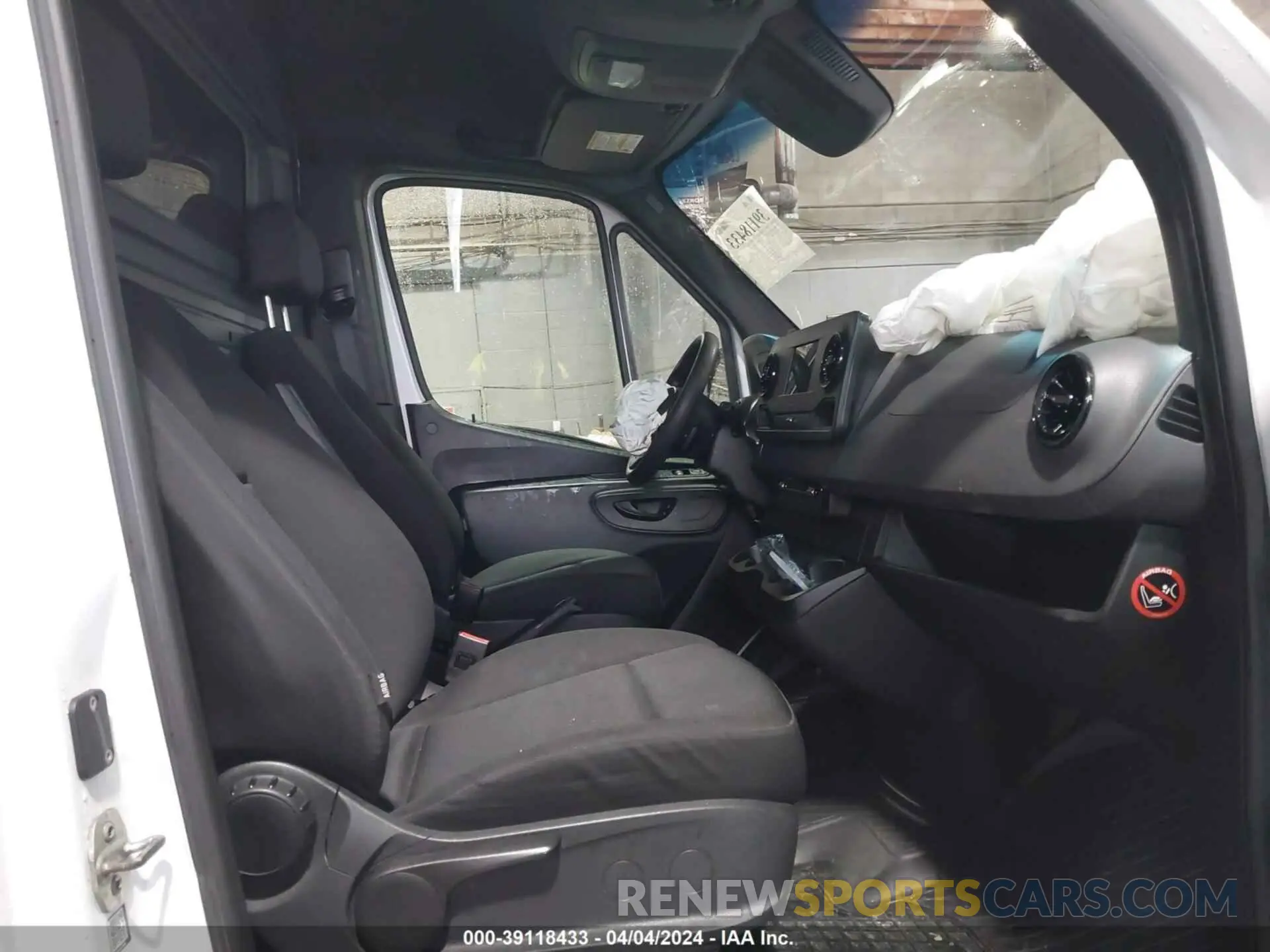 5 fotografías del automóvil dañado W1Y5ECHY1LP298617 MERCEDES-BENZ SPRINTER 2020