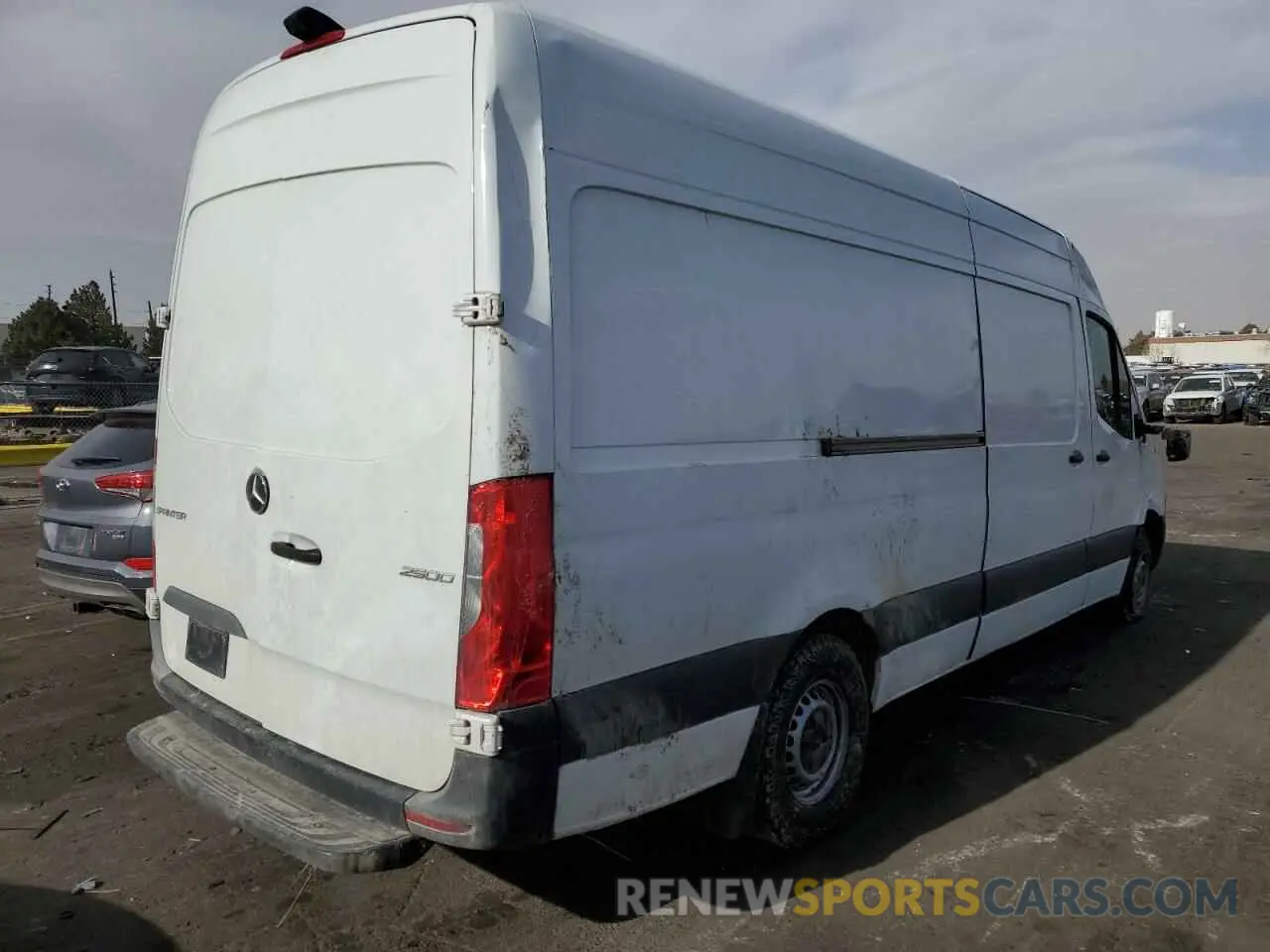 3 fotografías del automóvil dañado W1W40CHY1MT055630 MERCEDES-BENZ SPRINTER 2021