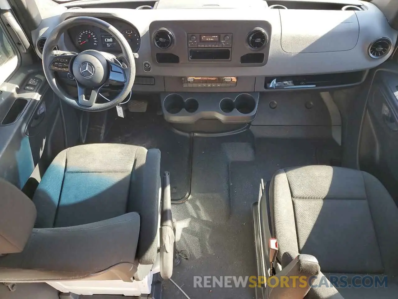 8 fotografías del automóvil dañado W1Y40CHY1MT061774 MERCEDES-BENZ SPRINTER 2021