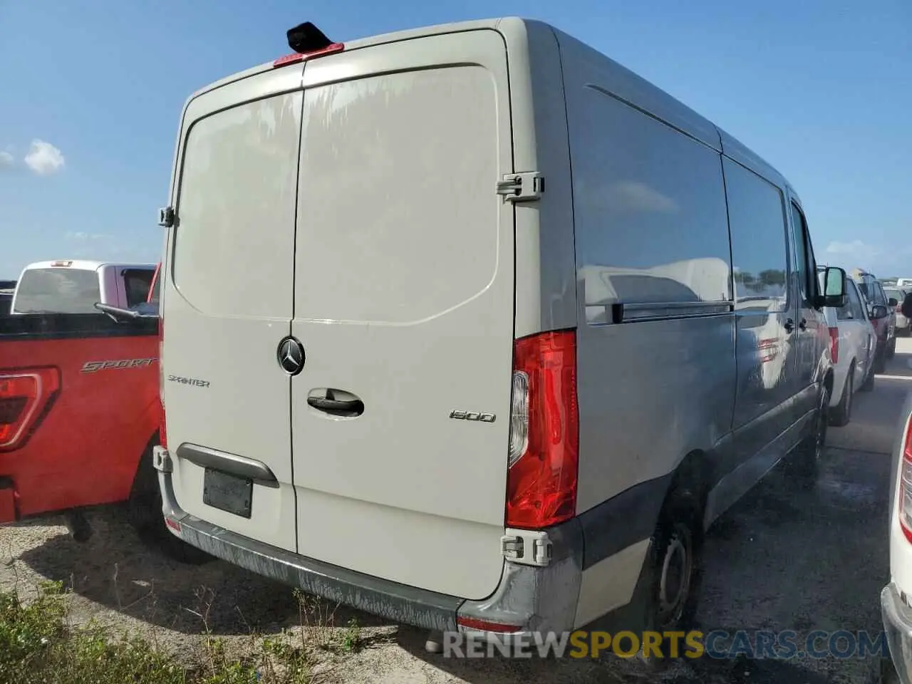 3 fotografías del automóvil dañado W1Y70BGY0MT066375 MERCEDES-BENZ SPRINTER 2021