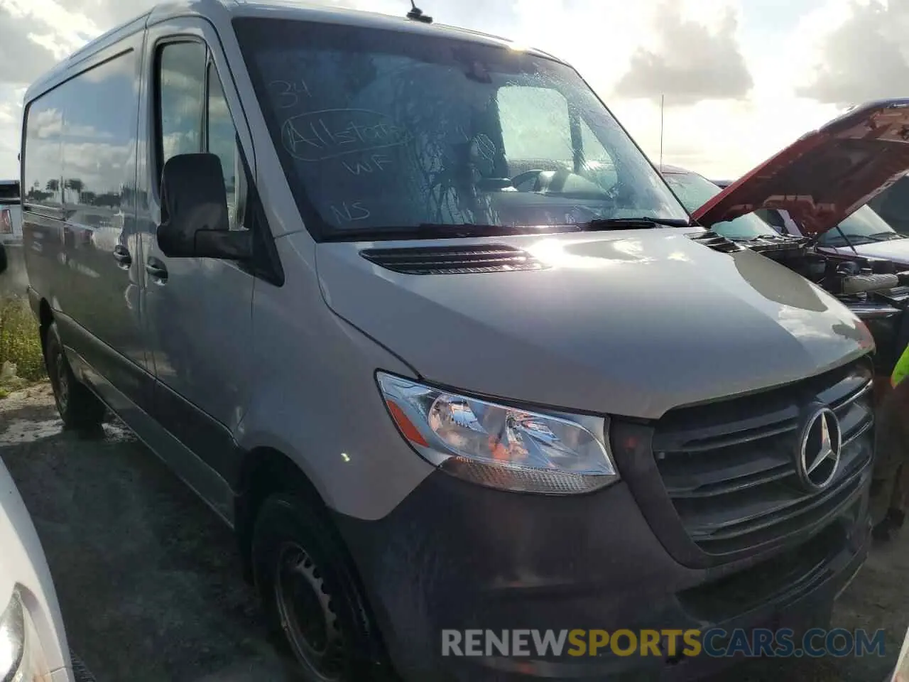 4 fotografías del automóvil dañado W1Y70BGY0MT066375 MERCEDES-BENZ SPRINTER 2021