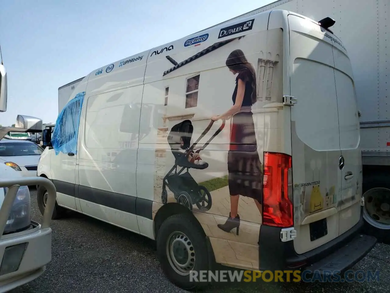 2 fotografías del automóvil dañado W1Y4DBHY6NP437023 MERCEDES-BENZ SPRINTER 2022