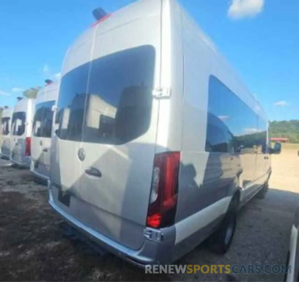 4 fotografías del automóvil dañado W1X8ND6Y1PT132833 MERCEDES-BENZ SPRINTER 2023