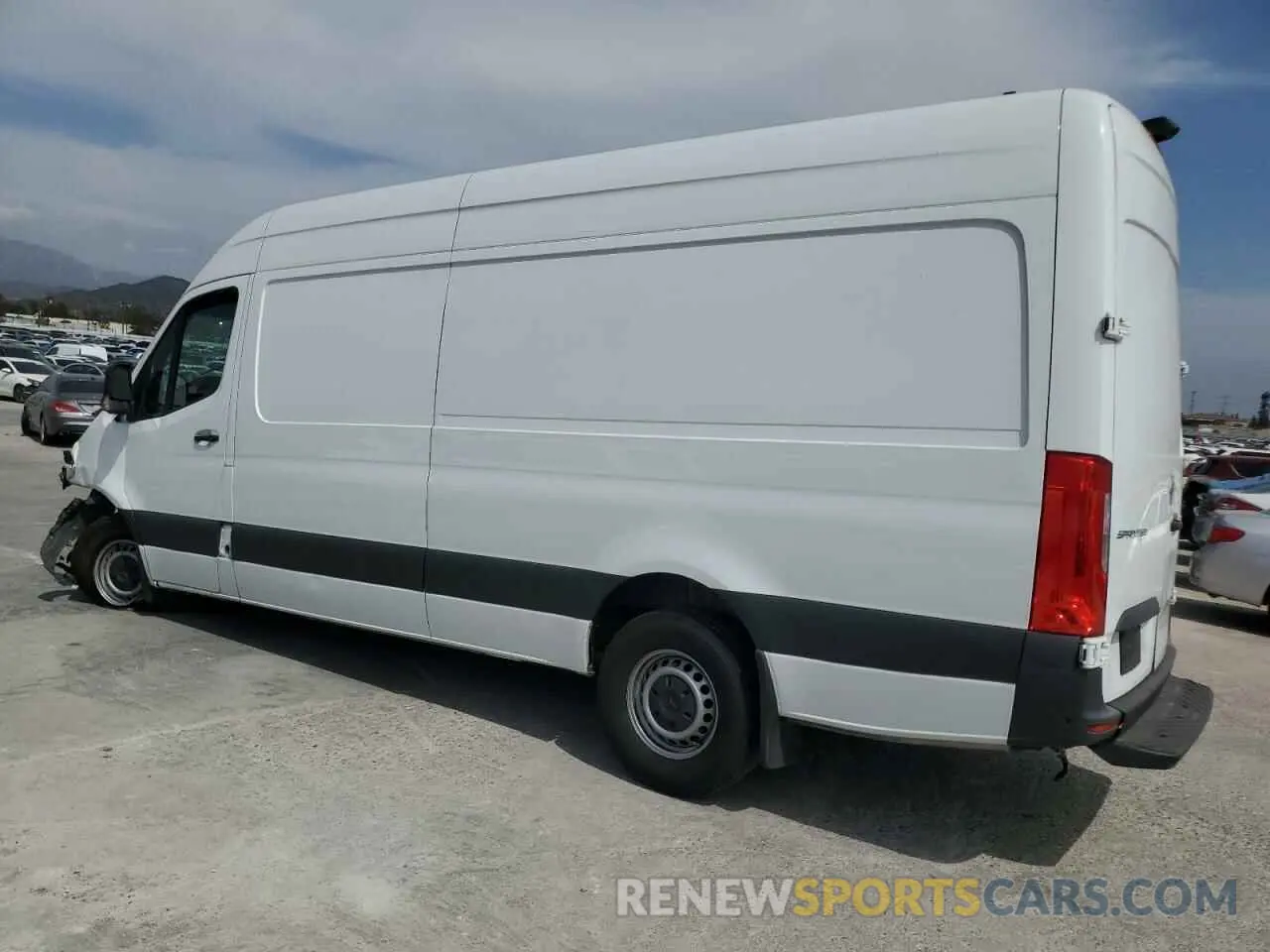 2 fotografías del automóvil dañado W1Y4NCHY8PT154460 MERCEDES-BENZ SPRINTER 2023