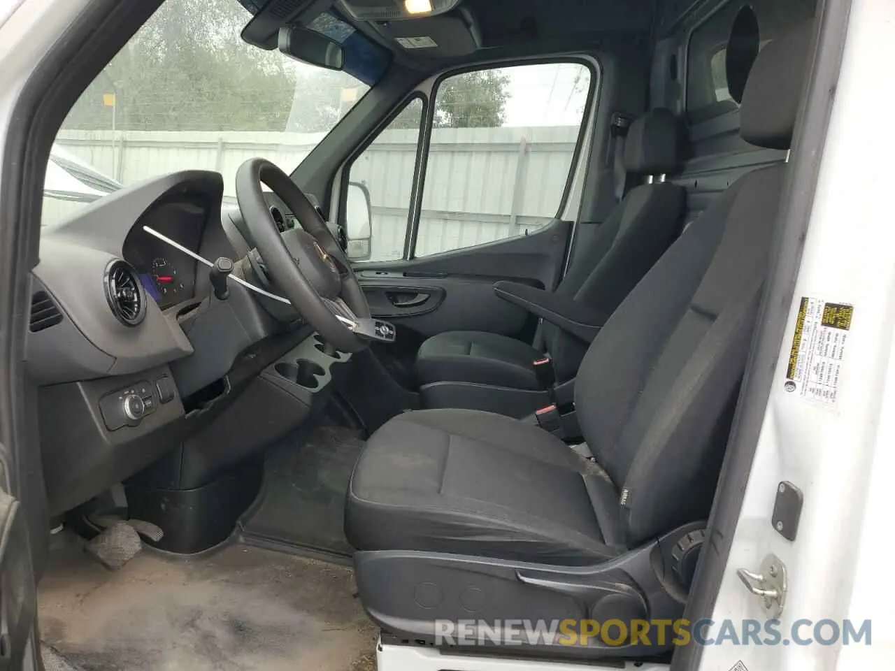 7 fotografías del automóvil dañado W1Y4NDHYXPT150108 MERCEDES-BENZ SPRINTER 2023