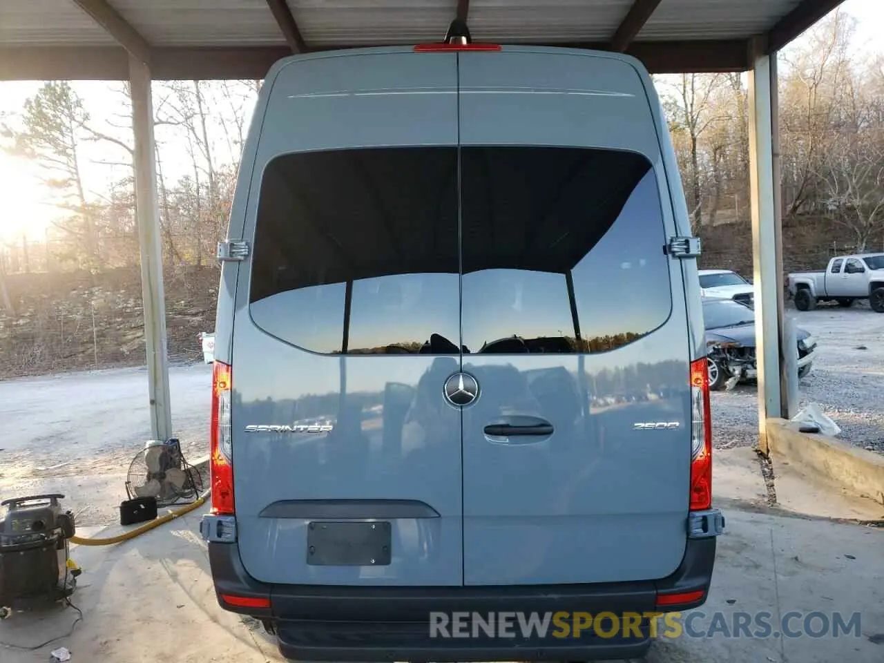 6 fotografías del automóvil dañado W1W4NBHY6RP664787 MERCEDES-BENZ SPRINTER 2024