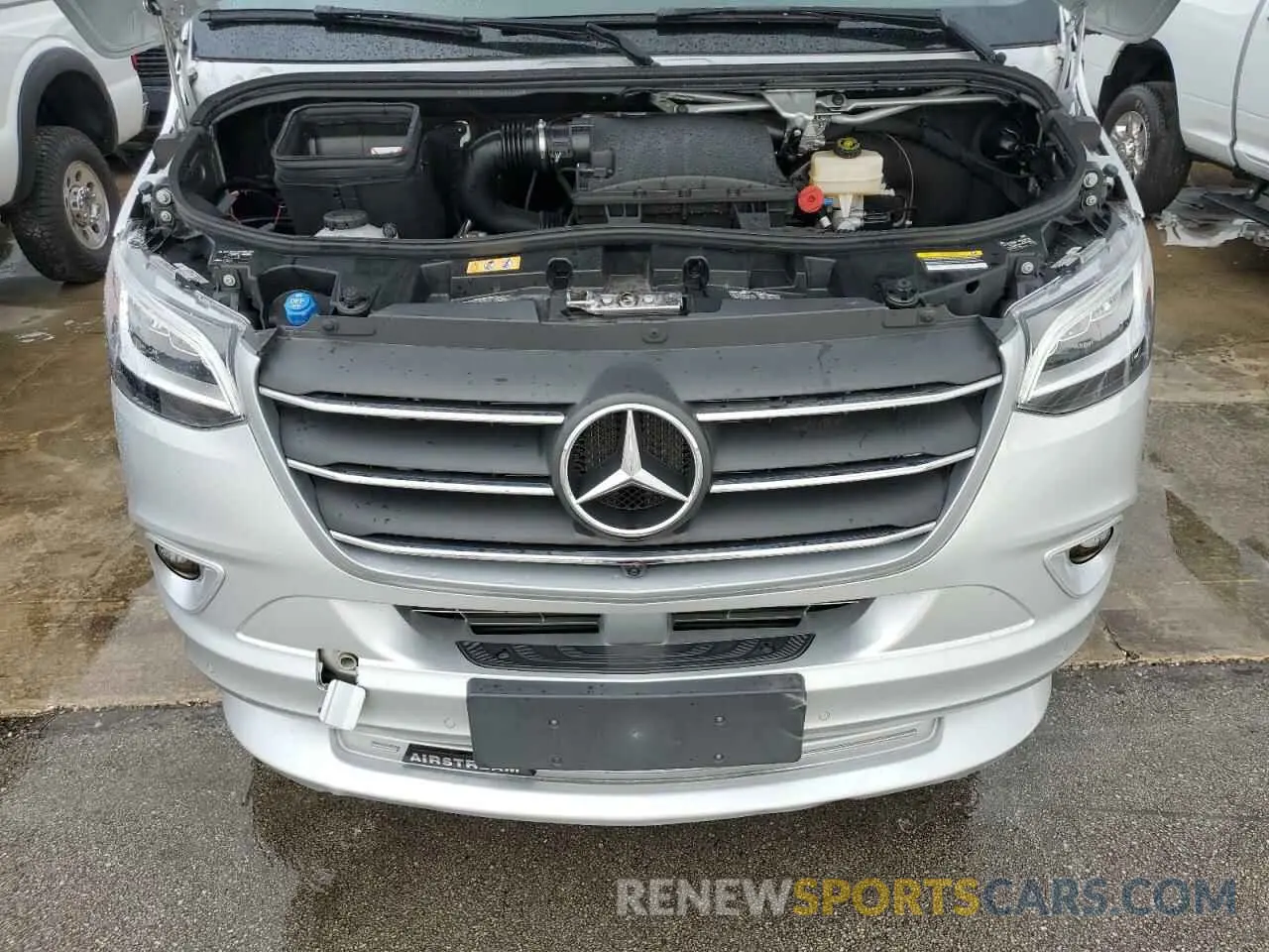 12 fotografías del automóvil dañado W1X4EBVY0NP494288 MERCEDES-BENZ SPRINTER 2024