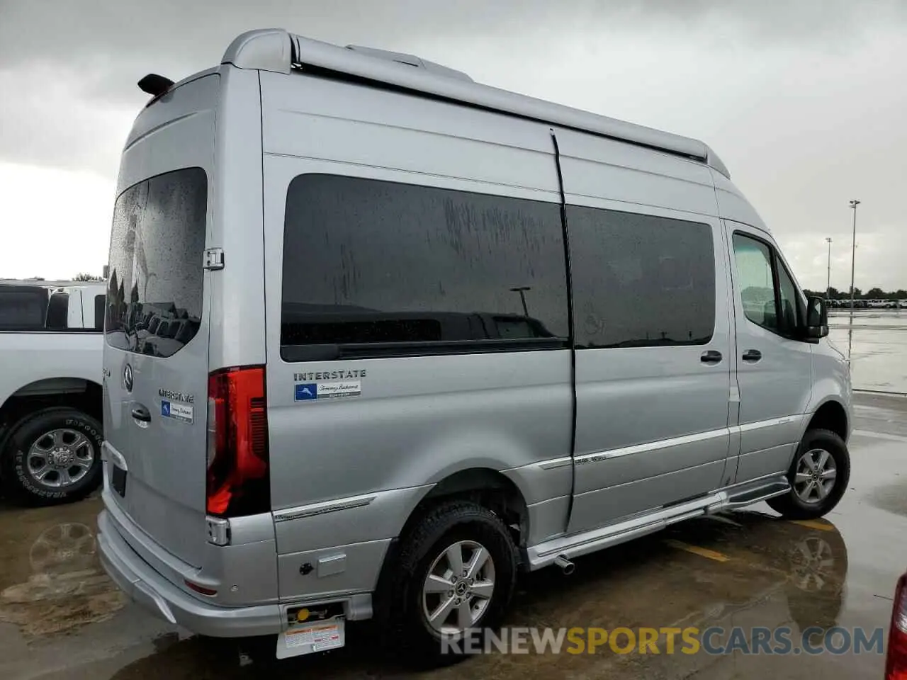 3 fotografías del automóvil dañado W1X4EBVY0NP494288 MERCEDES-BENZ SPRINTER 2024