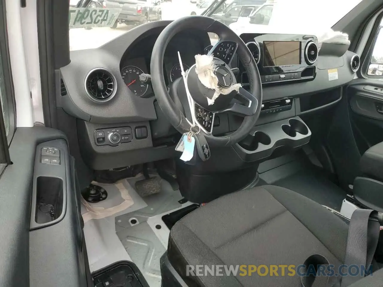 8 fotografías del automóvil dañado W1Y4NDHY2RT161798 MERCEDES-BENZ SPRINTER 2024