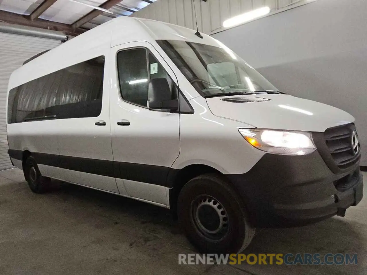 4 fotografías del automóvil dañado W1Z4KGHY8ST199421 MERCEDES-BENZ SPRINTER 2025