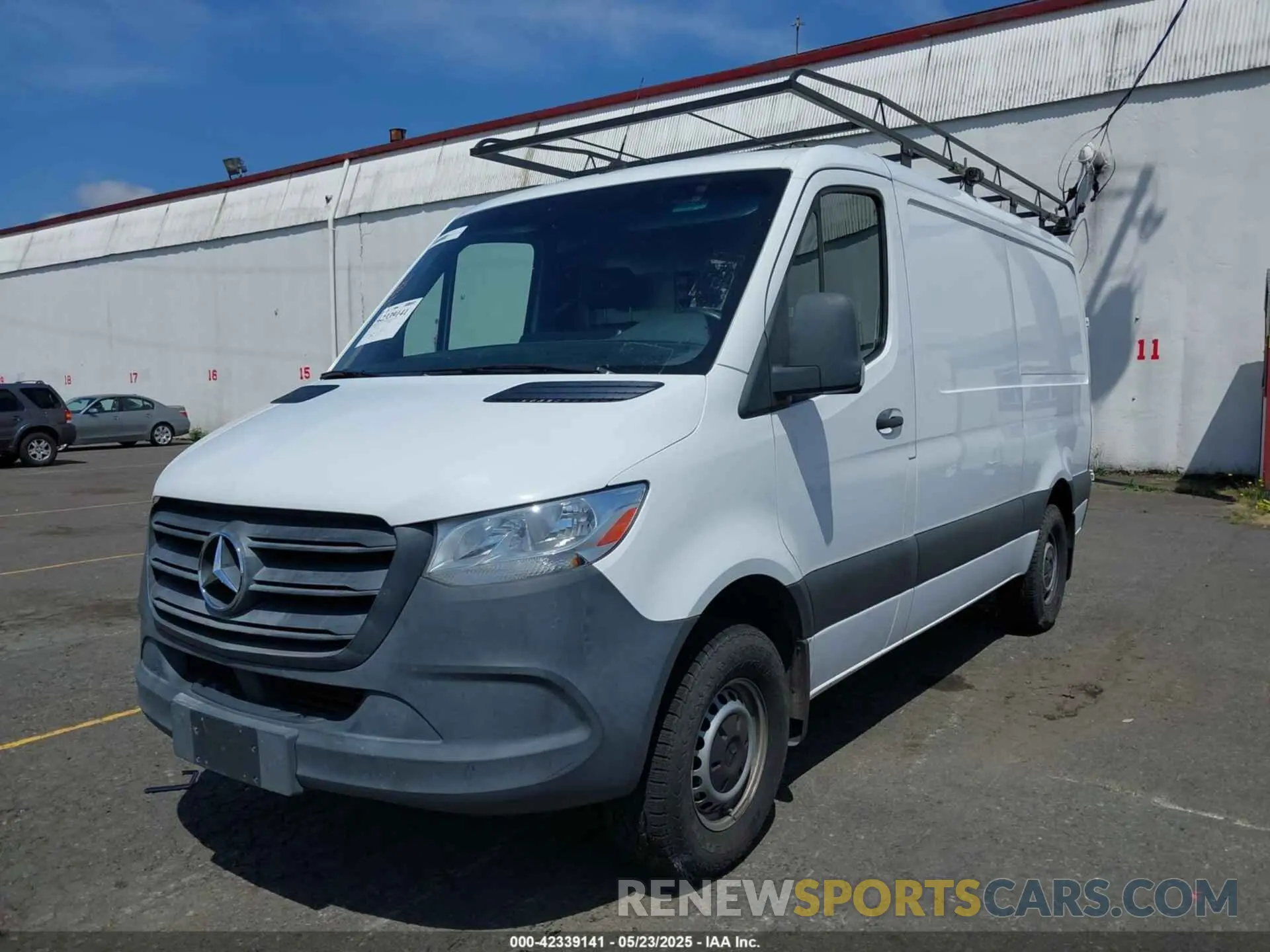 2 fotografías del automóvil dañado WD3PF0CD2KP035073 MERCEDES-BENZ SPRINTER 2500 2019