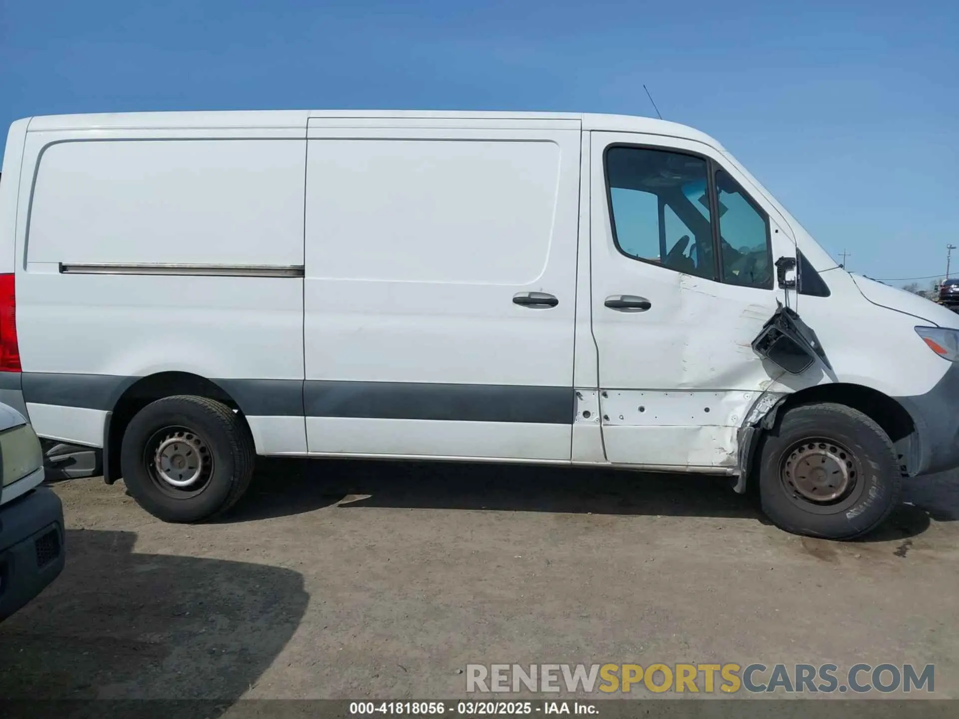 13 fotografías del automóvil dañado WD3PF0CD6KP024187 MERCEDES-BENZ SPRINTER 2500 2019